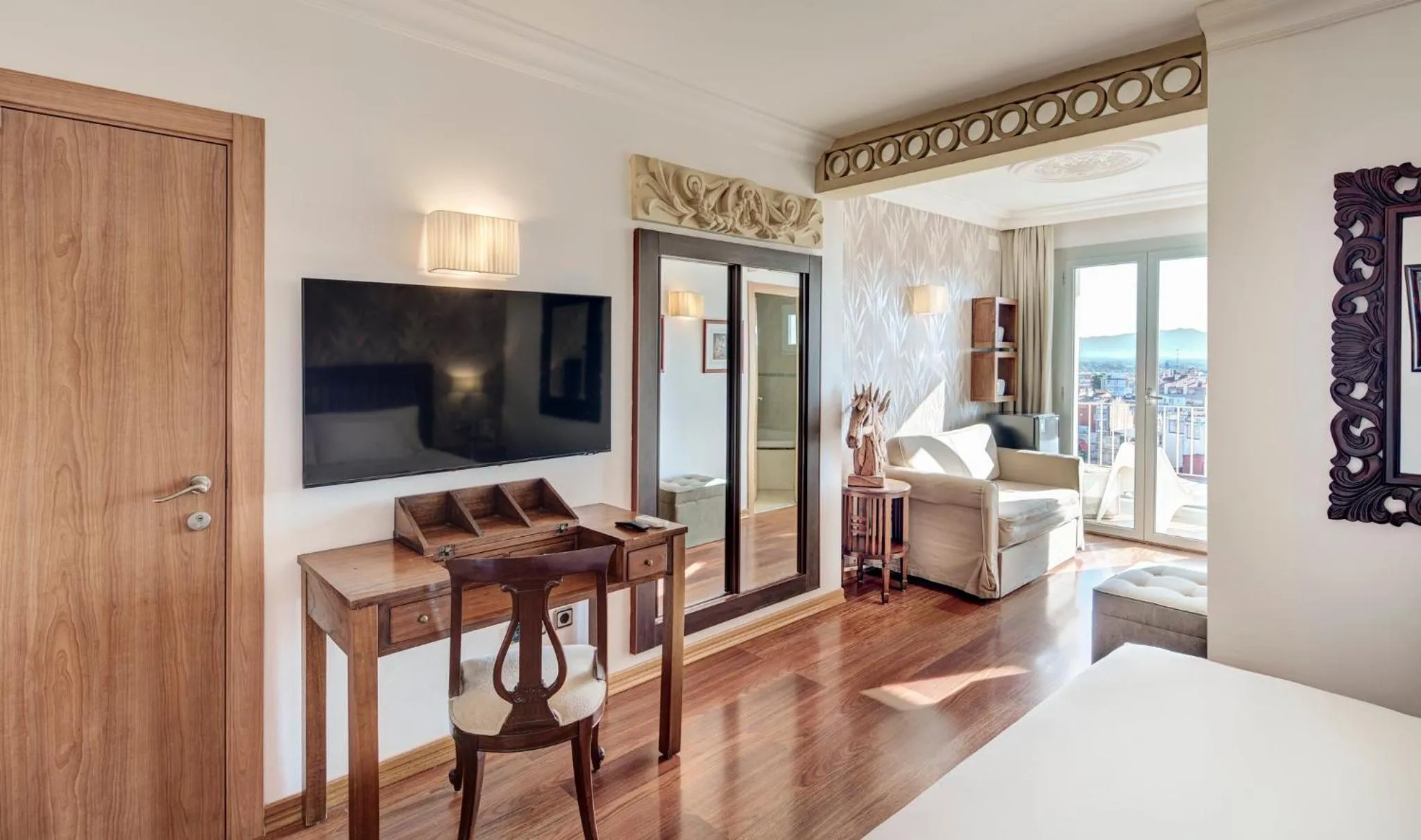 Photo of the whole room in Sercotel Hotel President