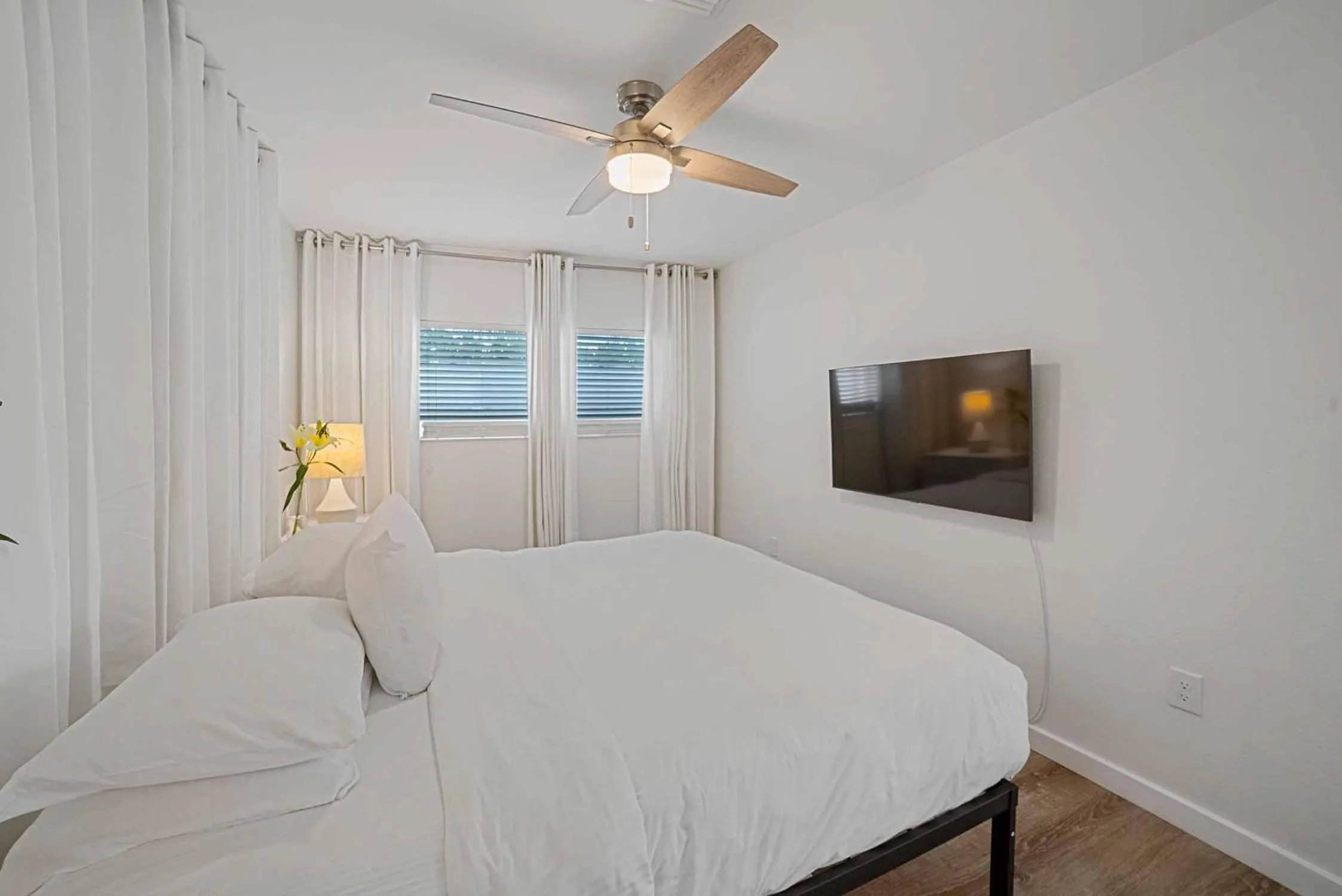 Bed in Casey Key Resort - Gulf Shores