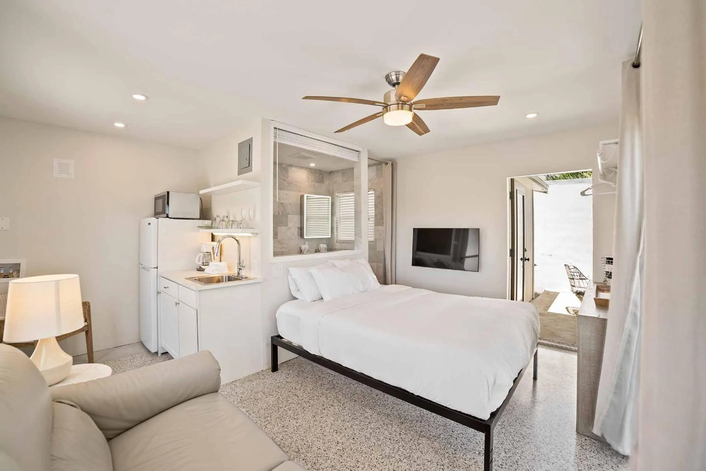 Bed in Casey Key Resort - Gulf Shores