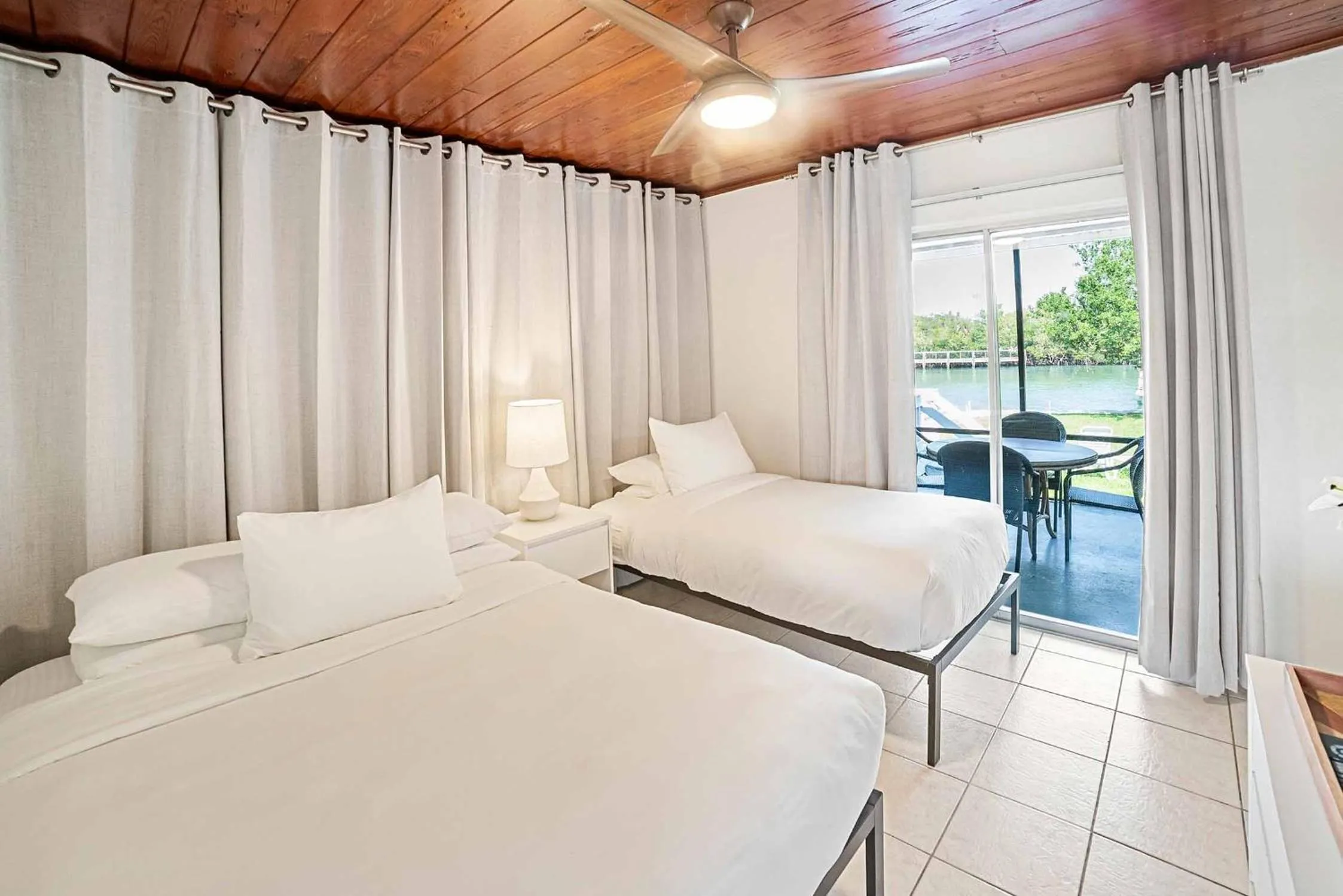 Bed in Casey Key Resort - Gulf Shores