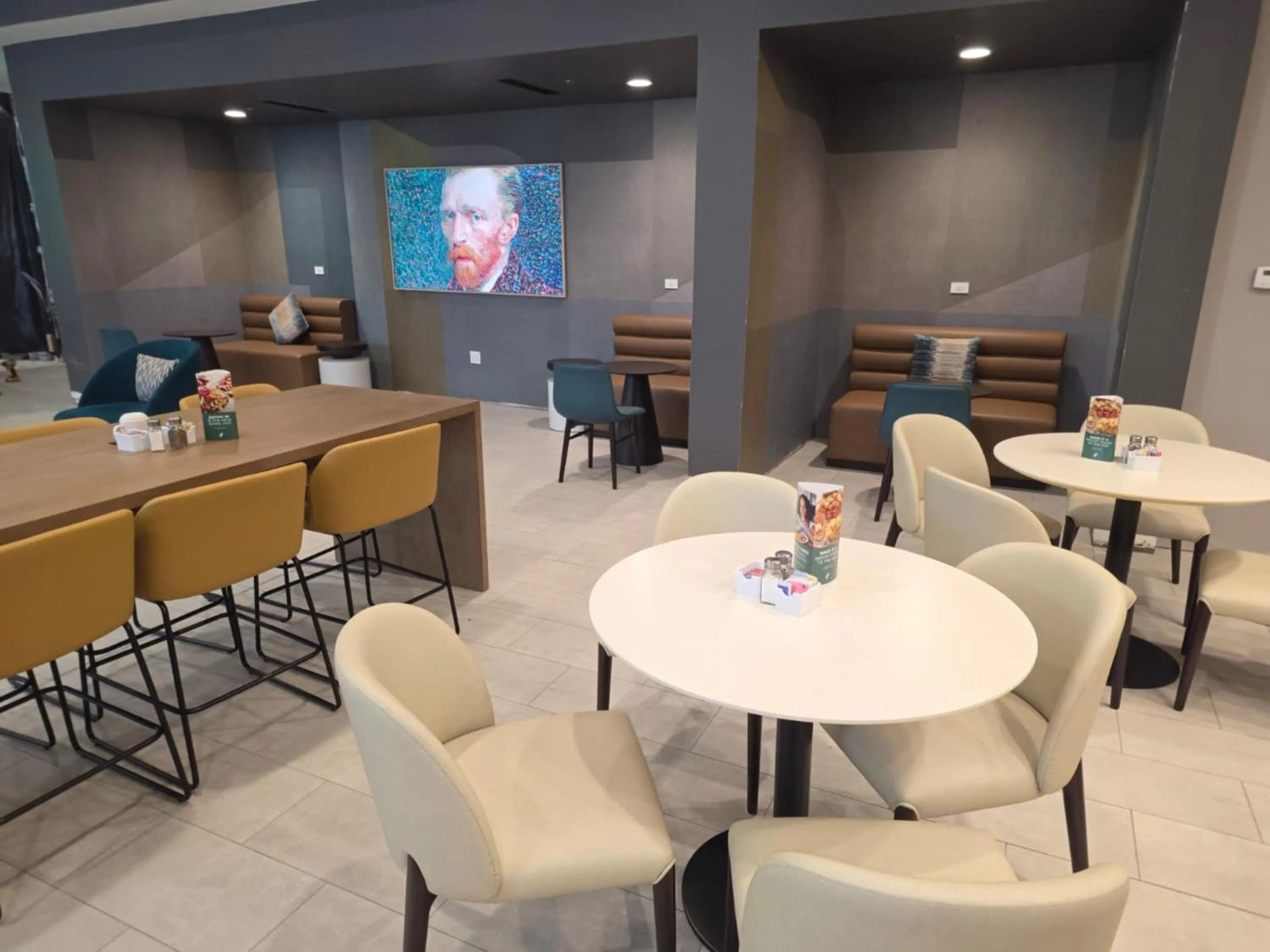 Restaurant/places to eat in Holiday Inn Saint Louis-Fairview Heights by IHG