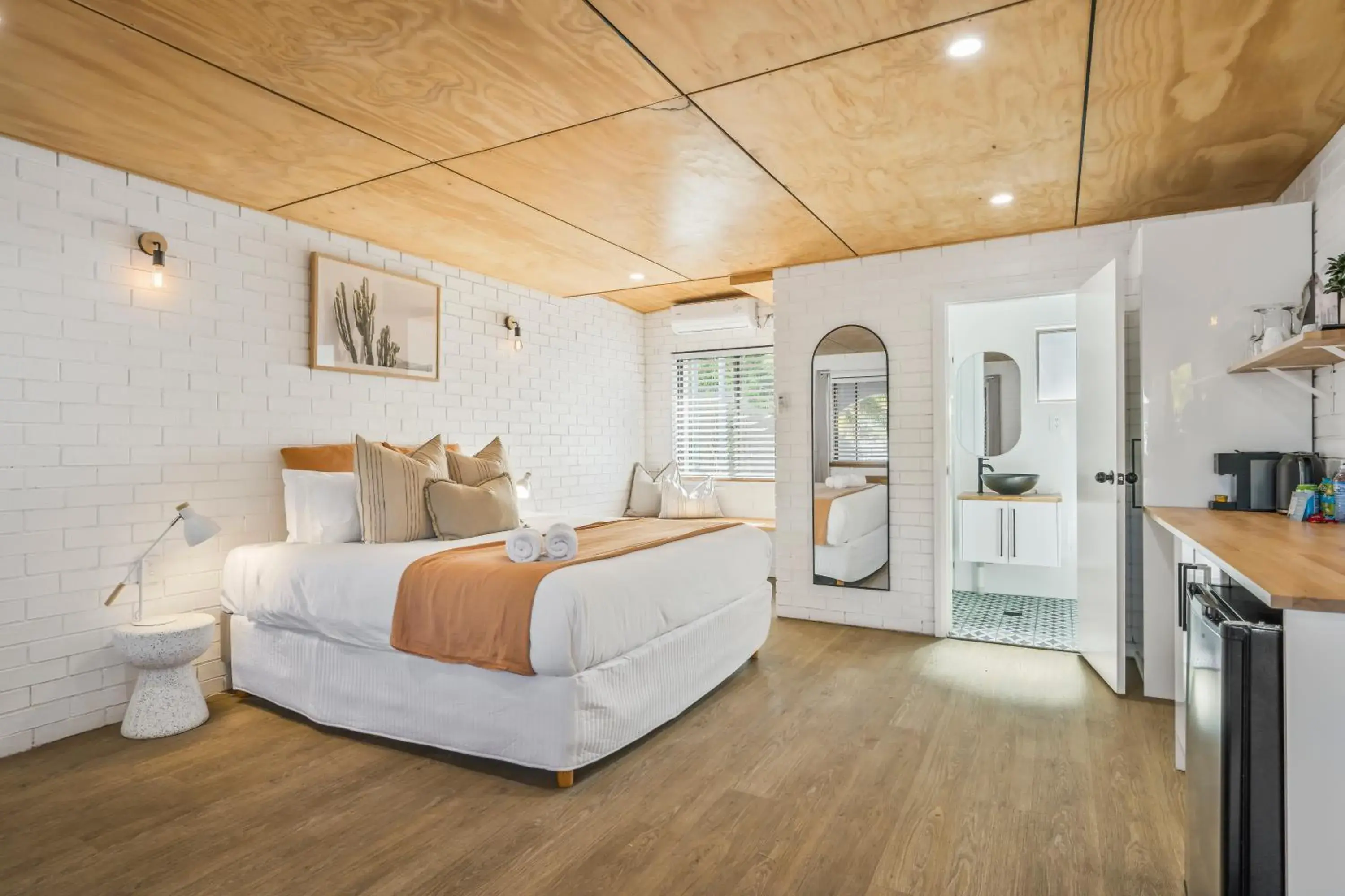 Standard Motel Room Standard in The Med Crescent Head Standard Motel Room Standard in The Med Crescent Head