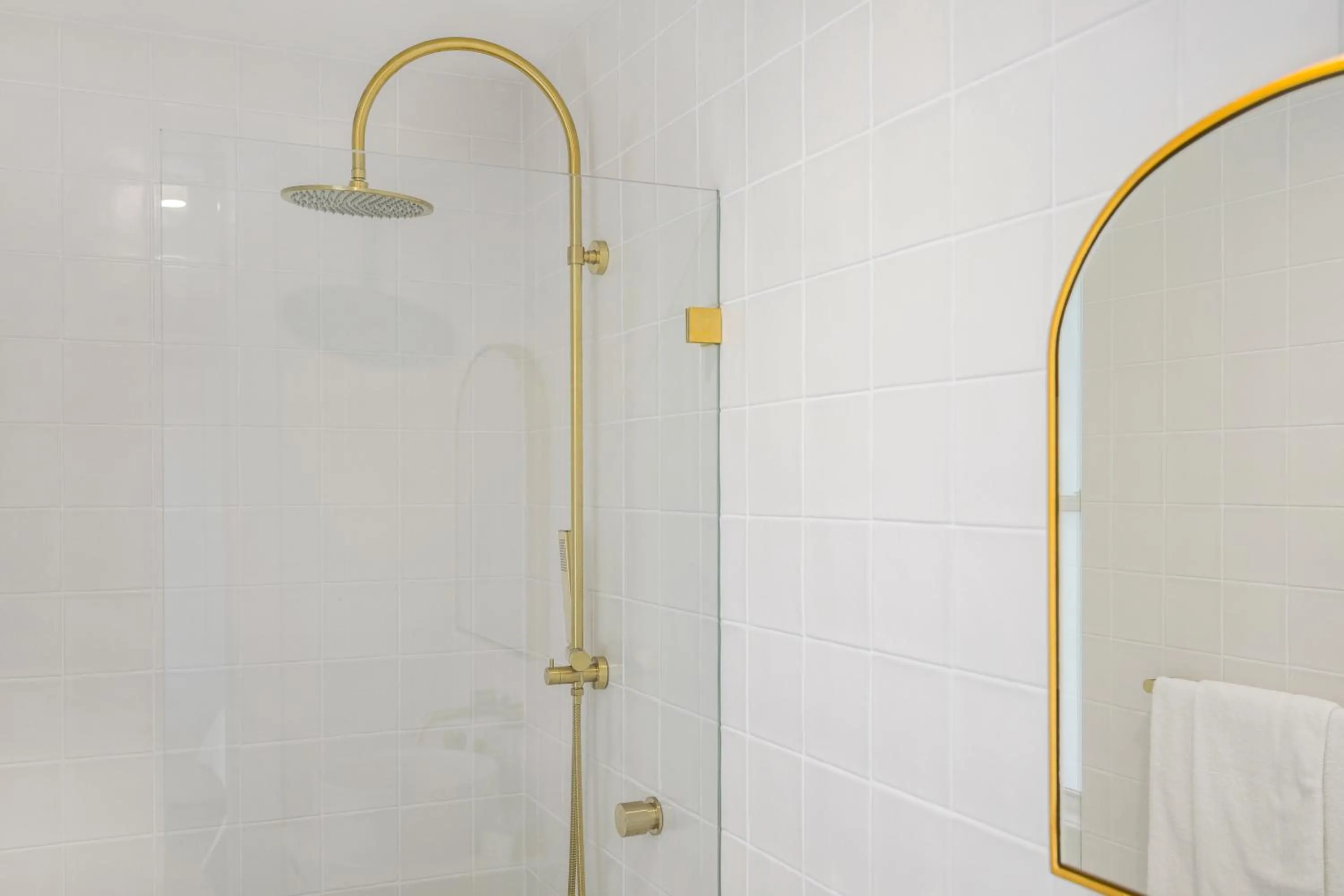 The Med Crescent Head