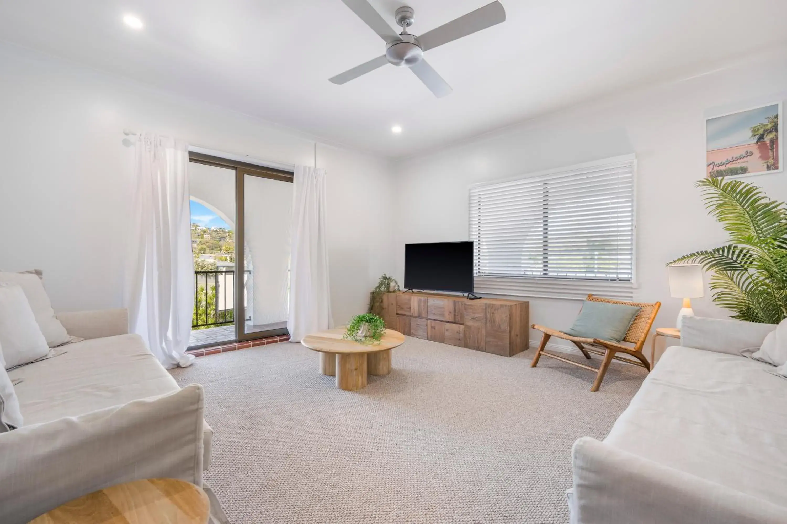 Deluxe Suite in The Med Crescent Head Deluxe Suite in The Med Crescent Head