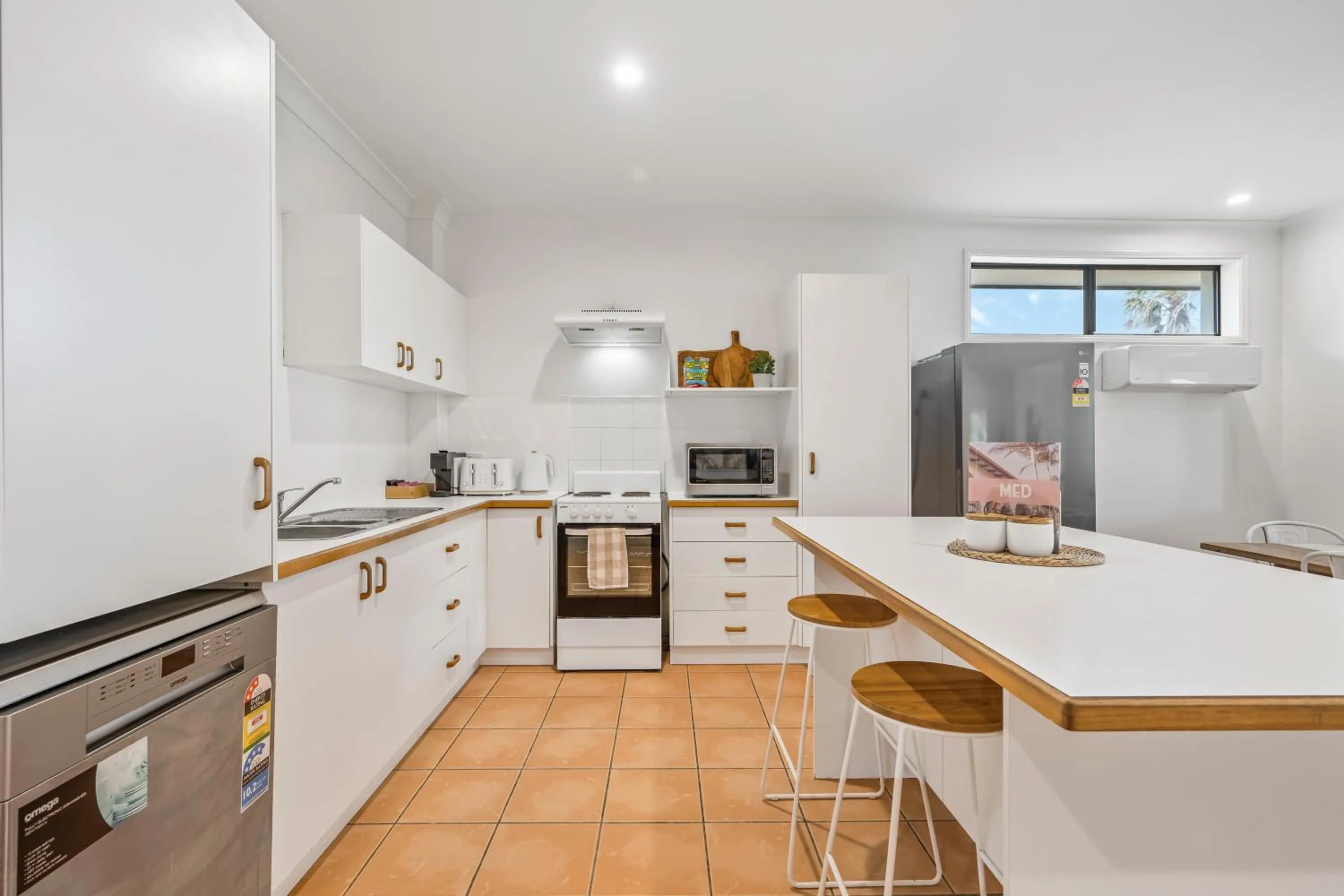 The Med Crescent Head