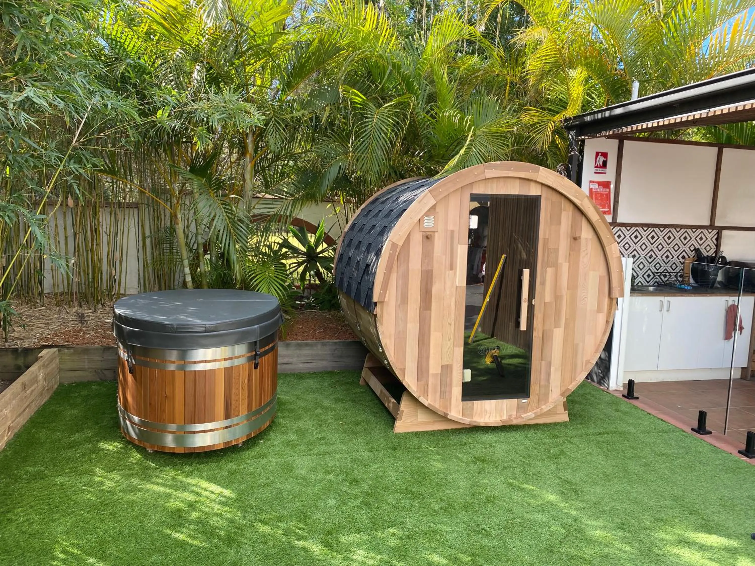 Sauna in The Med Crescent Head