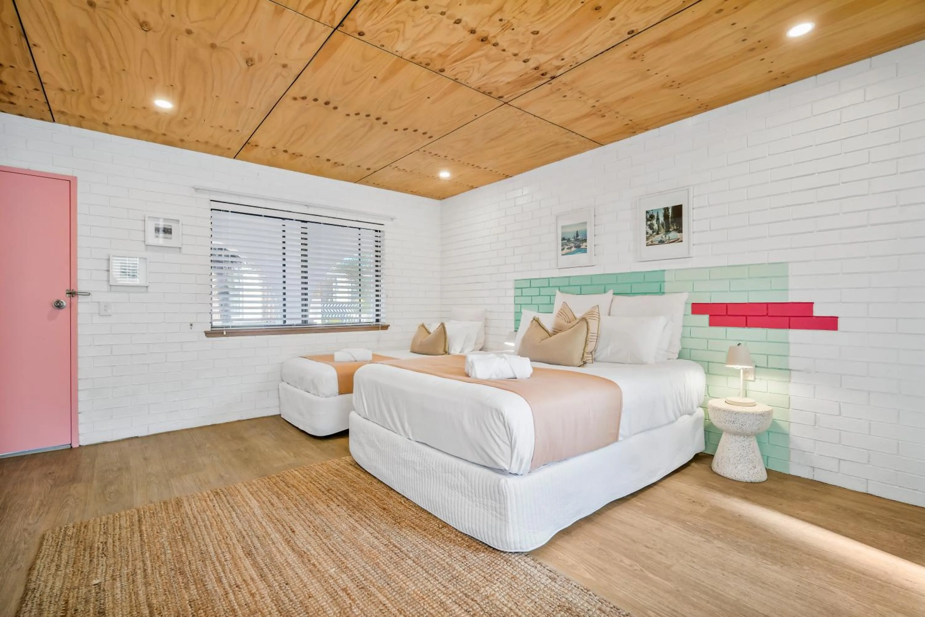 Bed in The Med Crescent Head