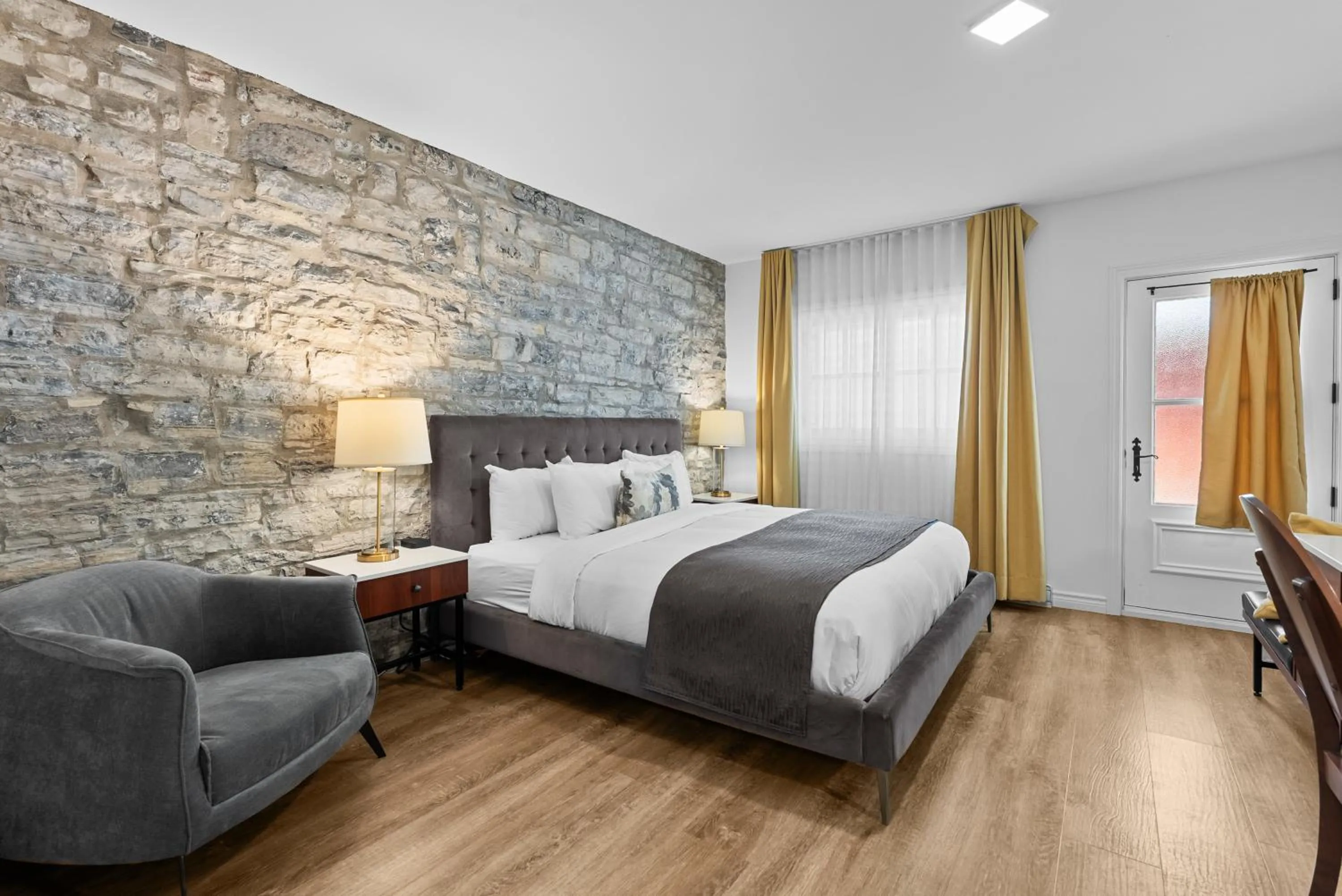 Bedroom, Bed in Hotel Manoir D'Auteuil - Par Aneyro