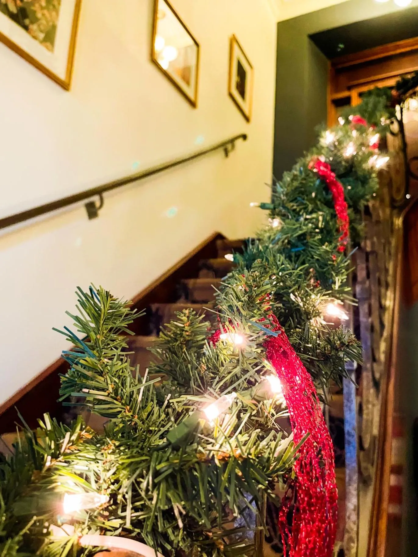 Property building in Hotel Manoir D'Auteuil - Par Aneyro