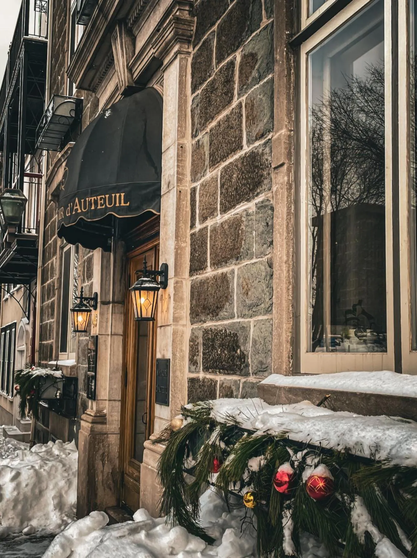 Decorative detail in Hotel Manoir D'Auteuil - Par Aneyro