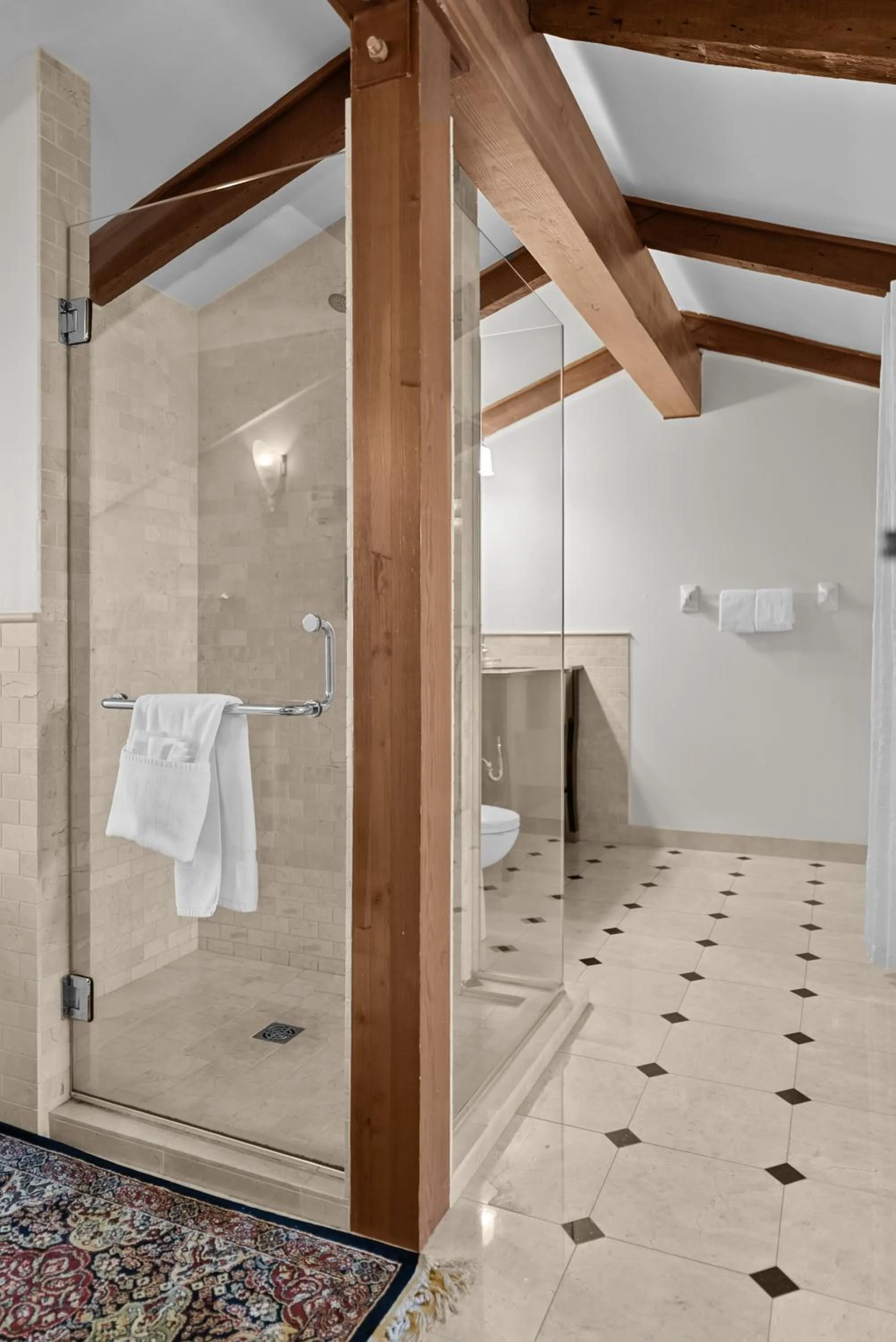 Bathroom in Hotel Manoir D'Auteuil - Par Aneyro