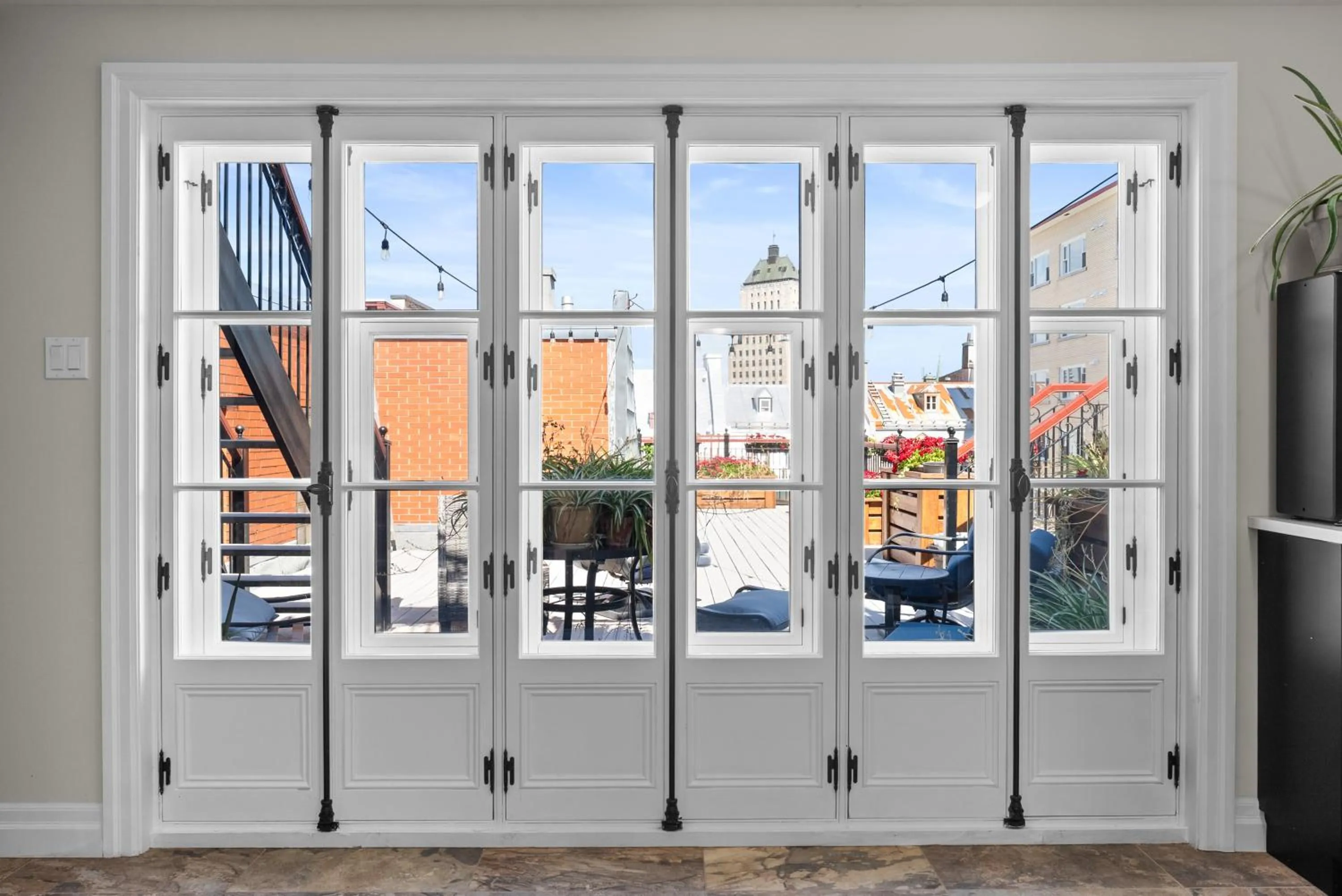 View (from property/room) in Hotel Manoir D'Auteuil - Par Aneyro