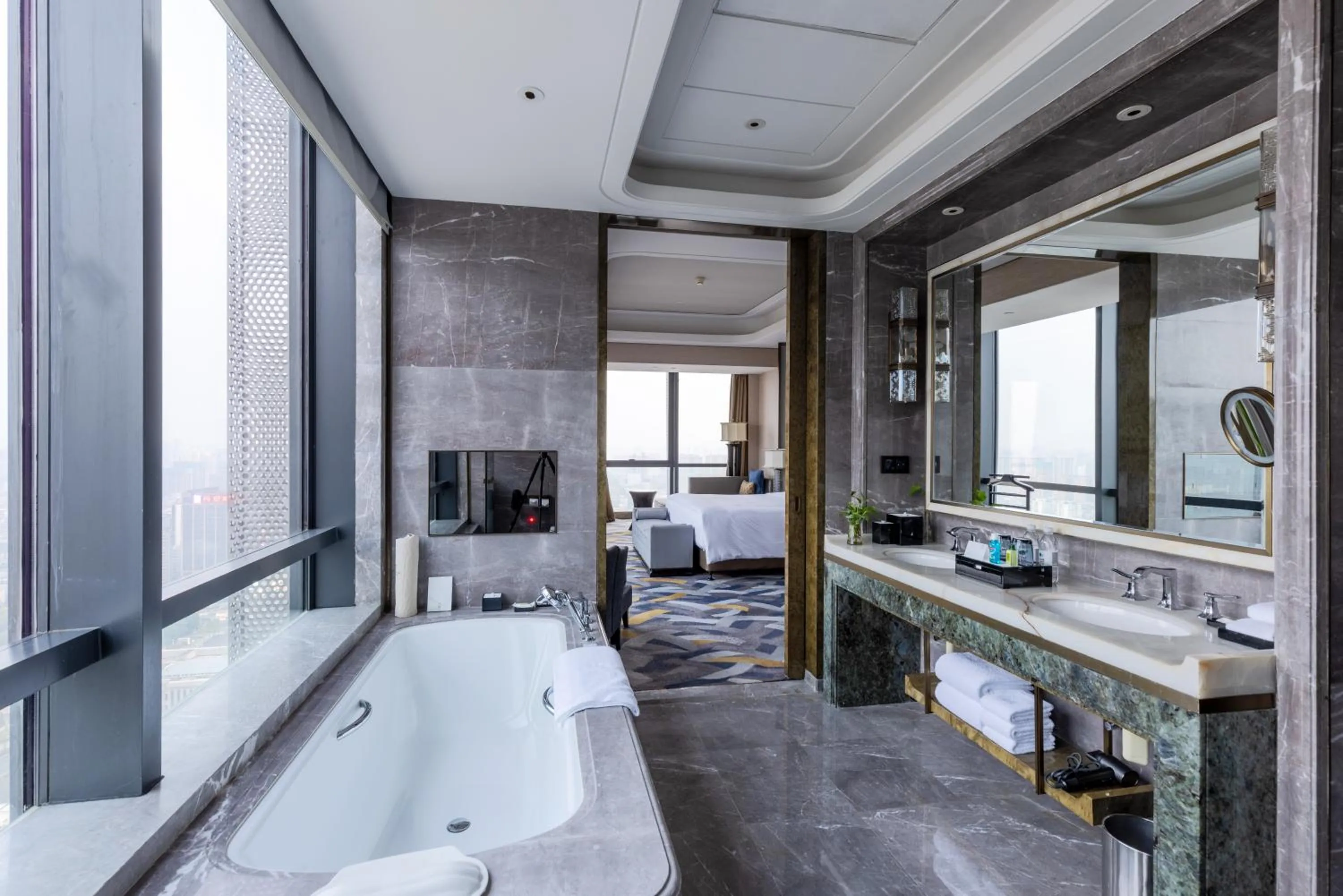 Bathroom in Wanda Vista Zhengzhou