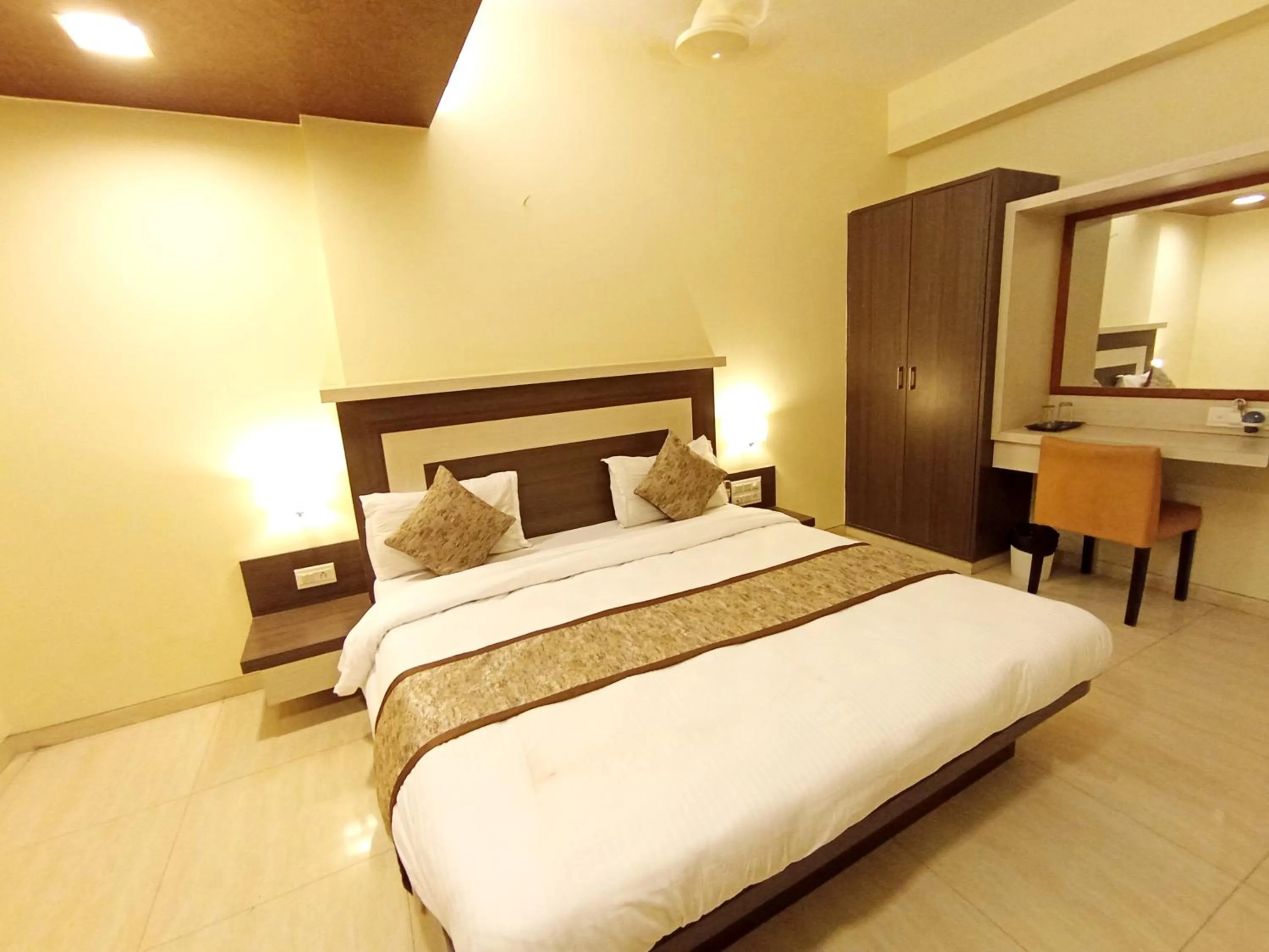 Bed in Hotel Vaikunth By Adamo