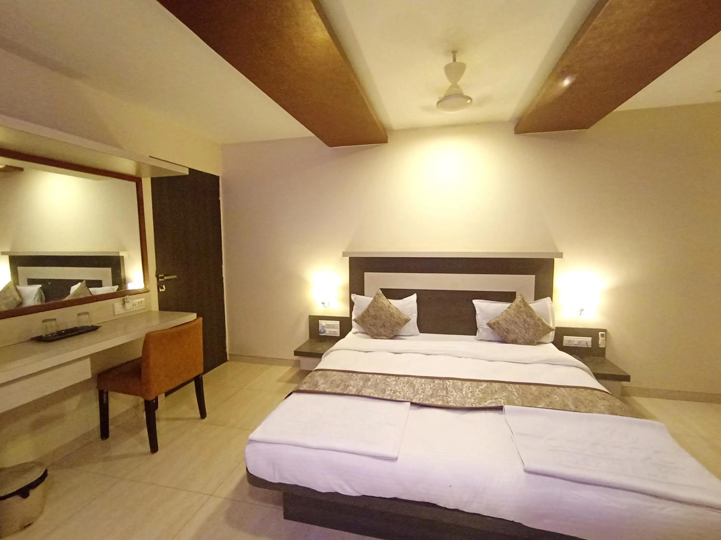 Bed in Hotel Vaikunth By Adamo