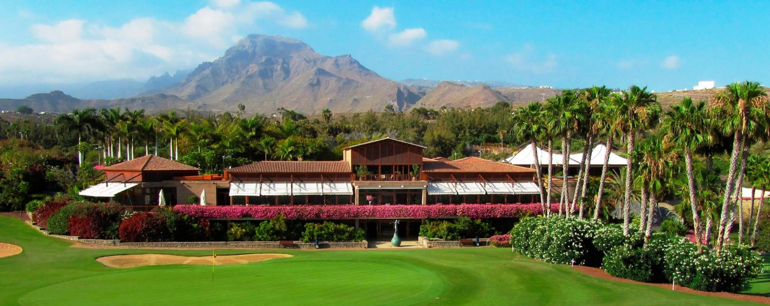 Golfcourse in Hotel Las Madrigueras Golf Resort & Spa - Adults Only