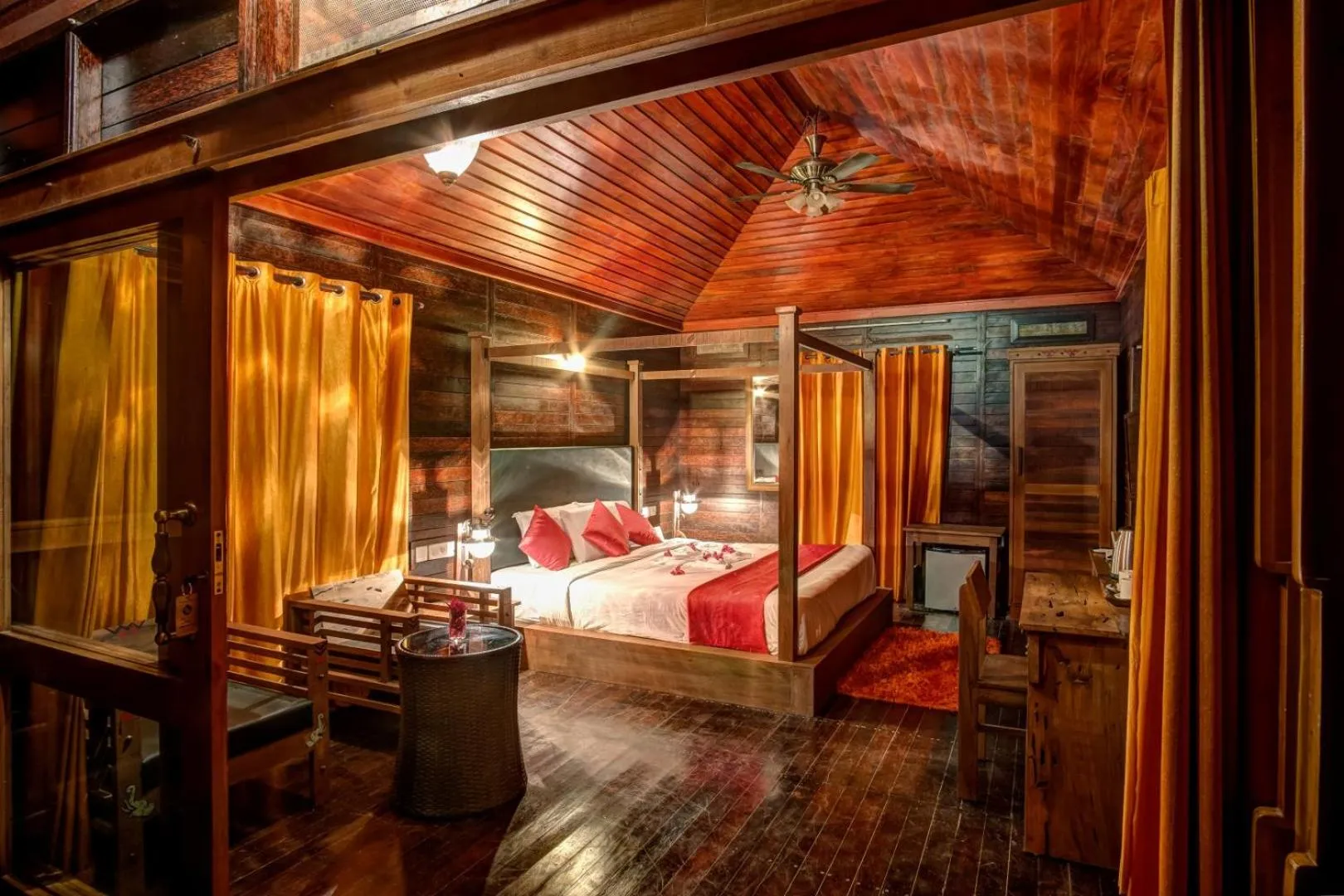 Bedroom, Bed in Wild Planet Jungle Resort