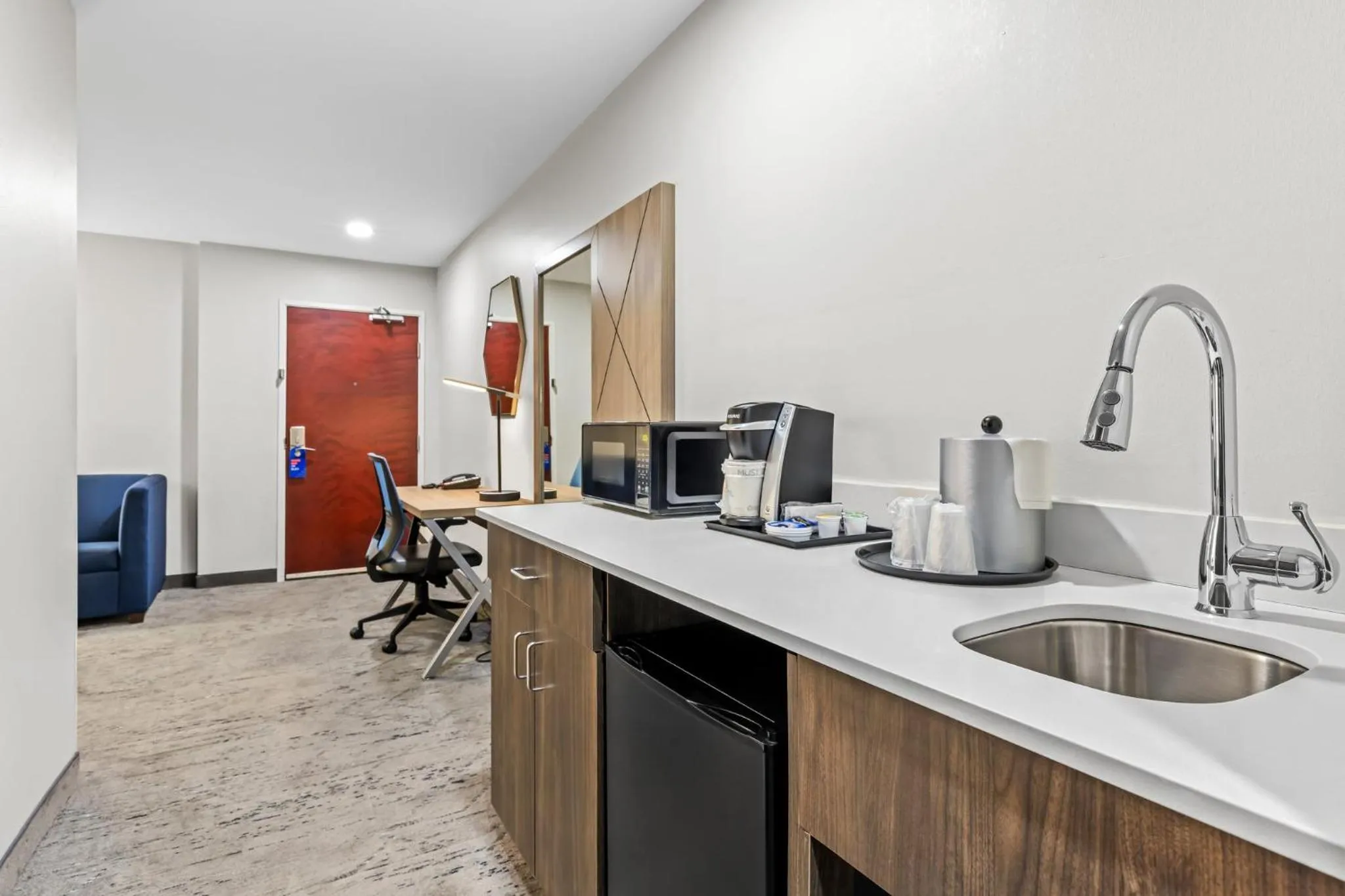 Photo of the whole room in Holiday Inn Express Florence Northeast by IHG