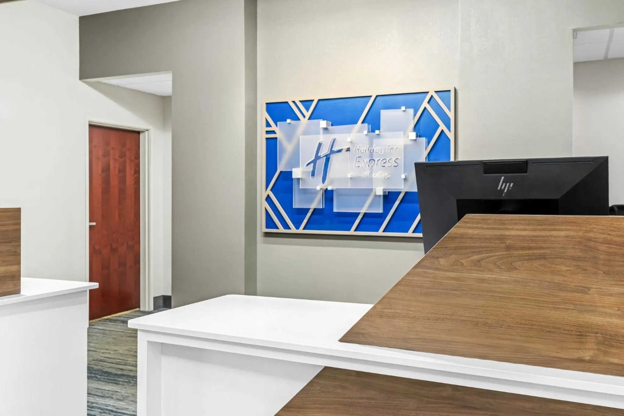 Property building in Holiday Inn Express Florence Northeast by IHG