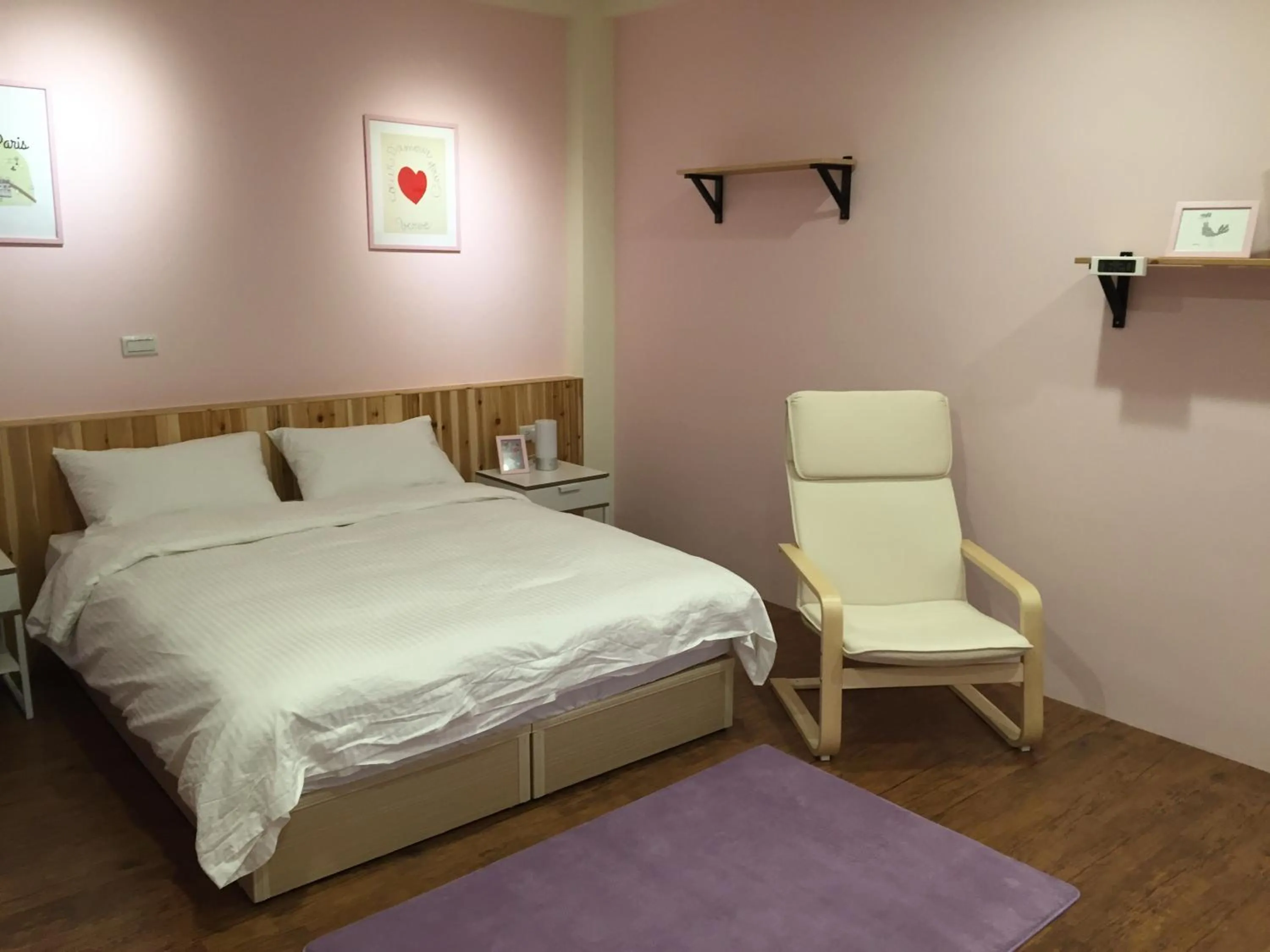 Photo of the whole room, Bed in YO HOO FARM 16 HOUSE