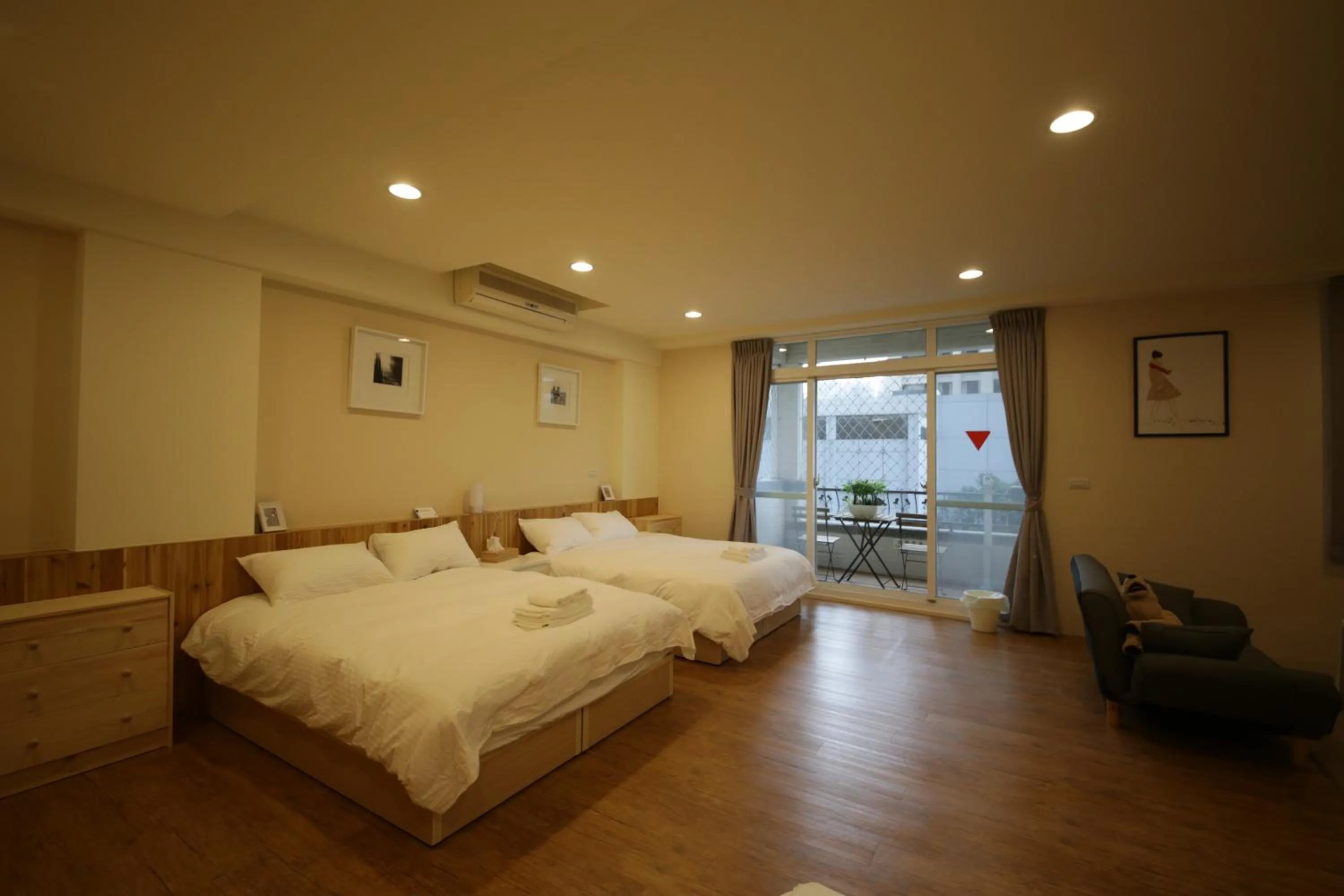 Day, Bed in YO HOO FARM 16 HOUSE