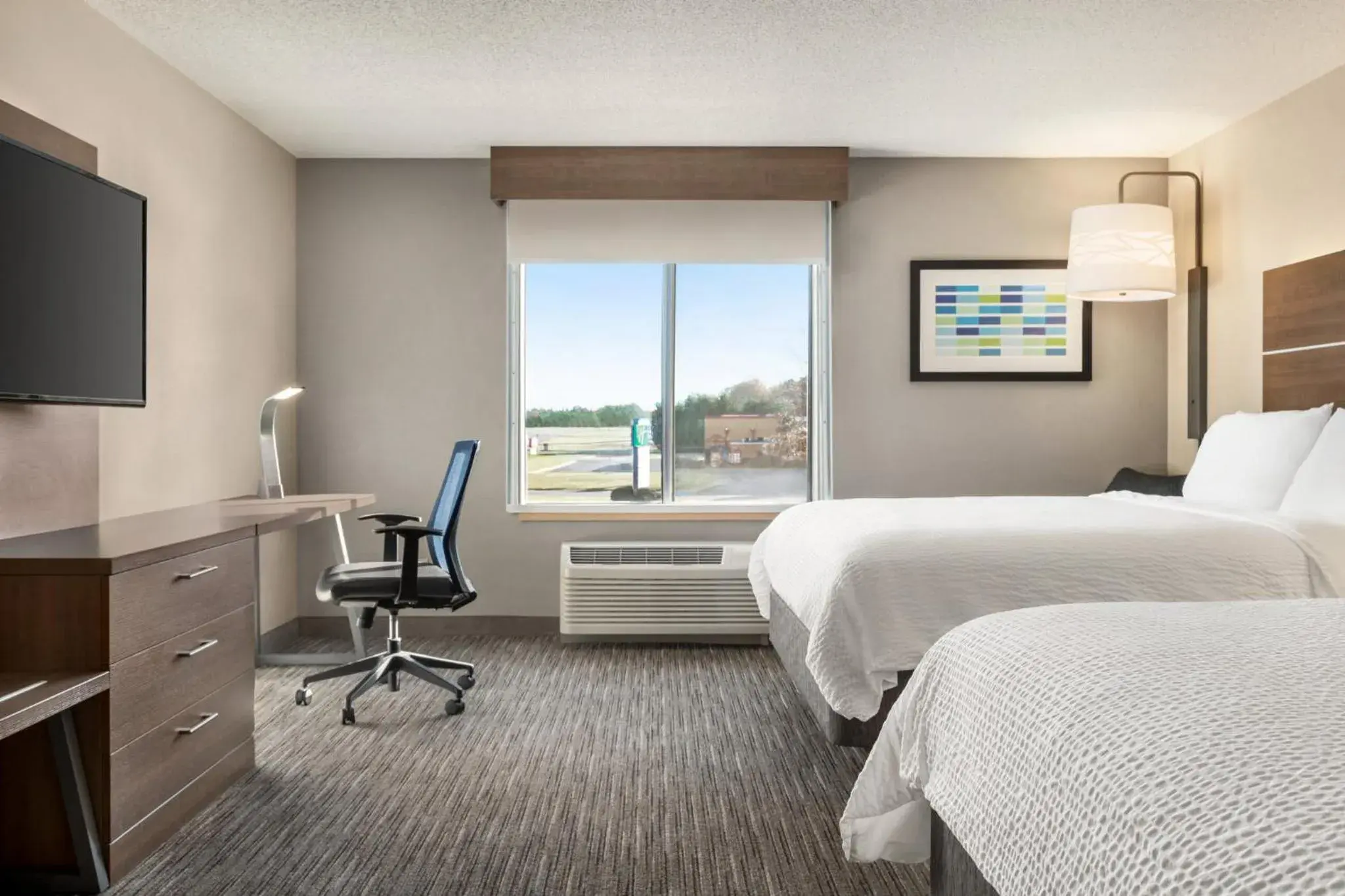 Standard Room with Two Queen Beds in Holiday Inn Express Hotel & Suites Anniston/Oxford by IHG Standard Room with Two Queen Beds in Holiday Inn Express Hotel & Suites Anniston/Oxford by IHG