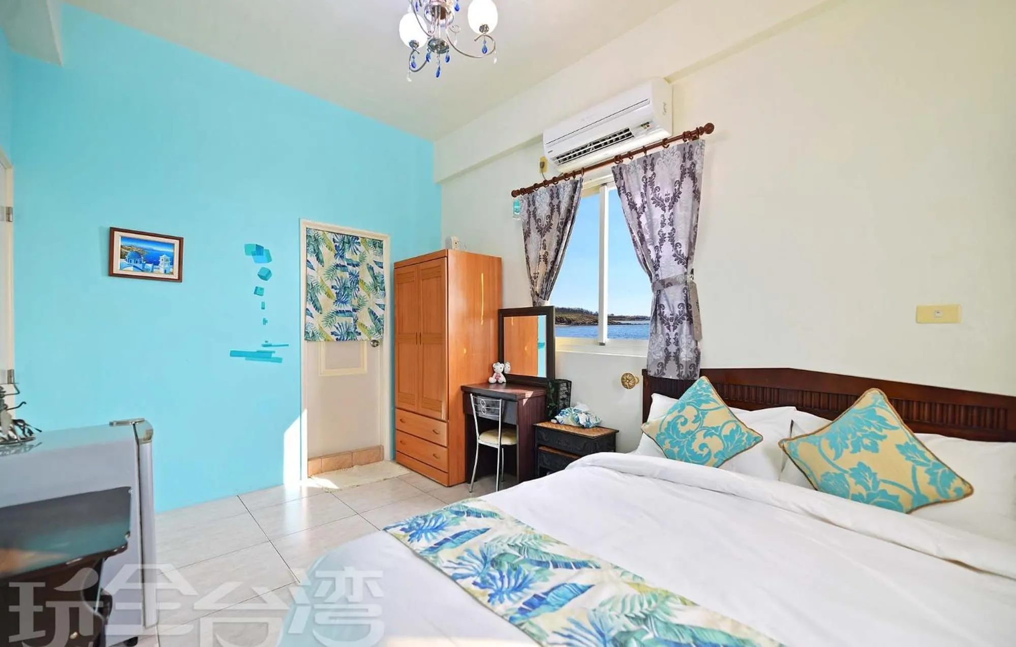 TV and multimedia, Bed in Yan Hai De Dai B&B