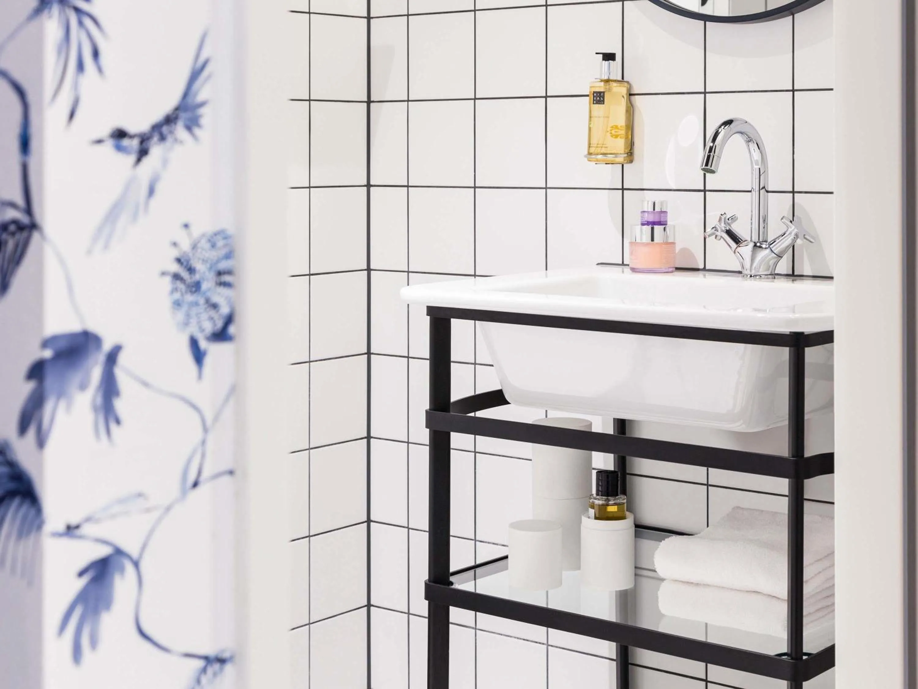 Bedroom in ibis Styles Amsterdam Airport