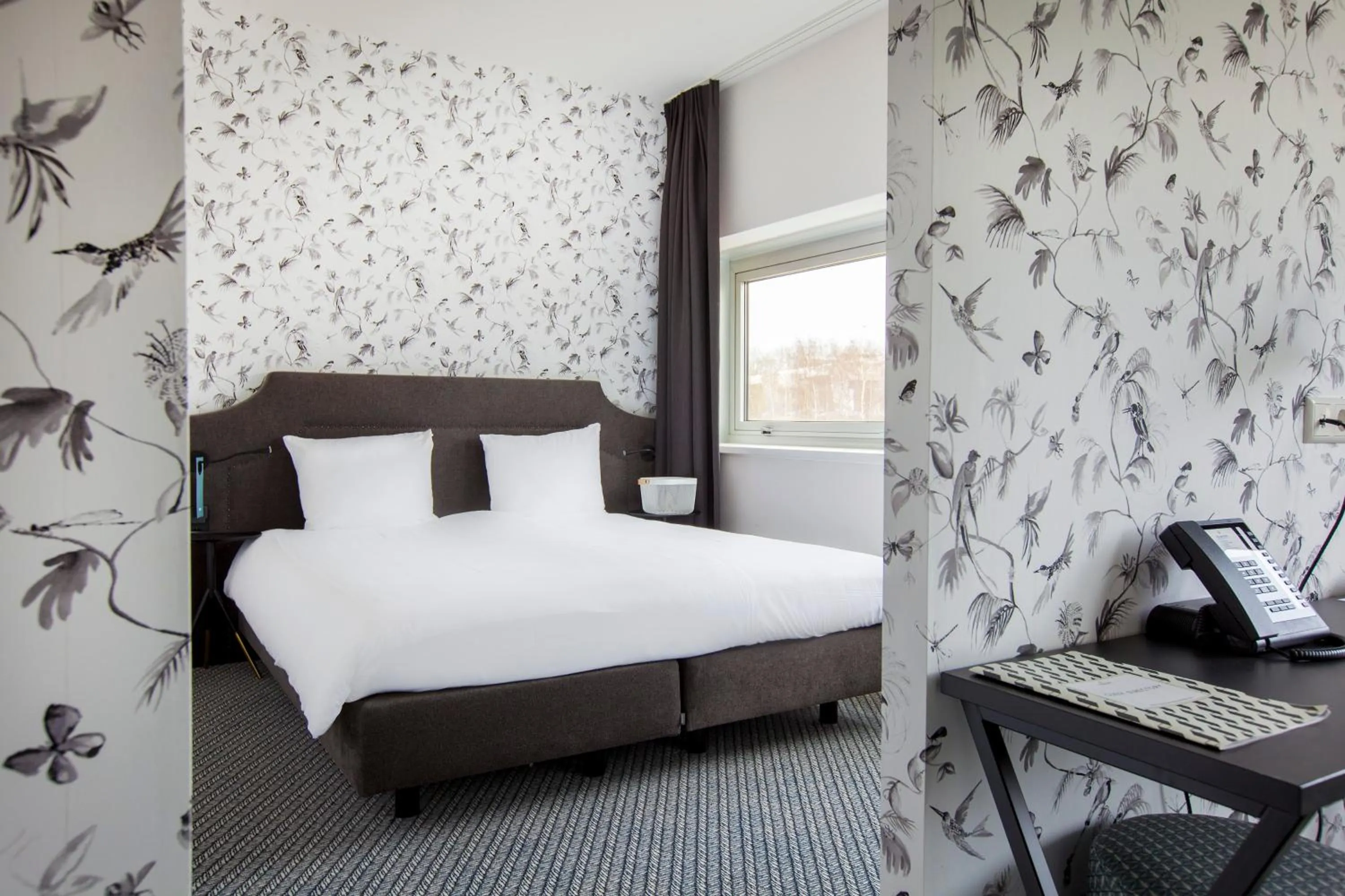 Bedroom, Bed in ibis Styles Amsterdam Airport