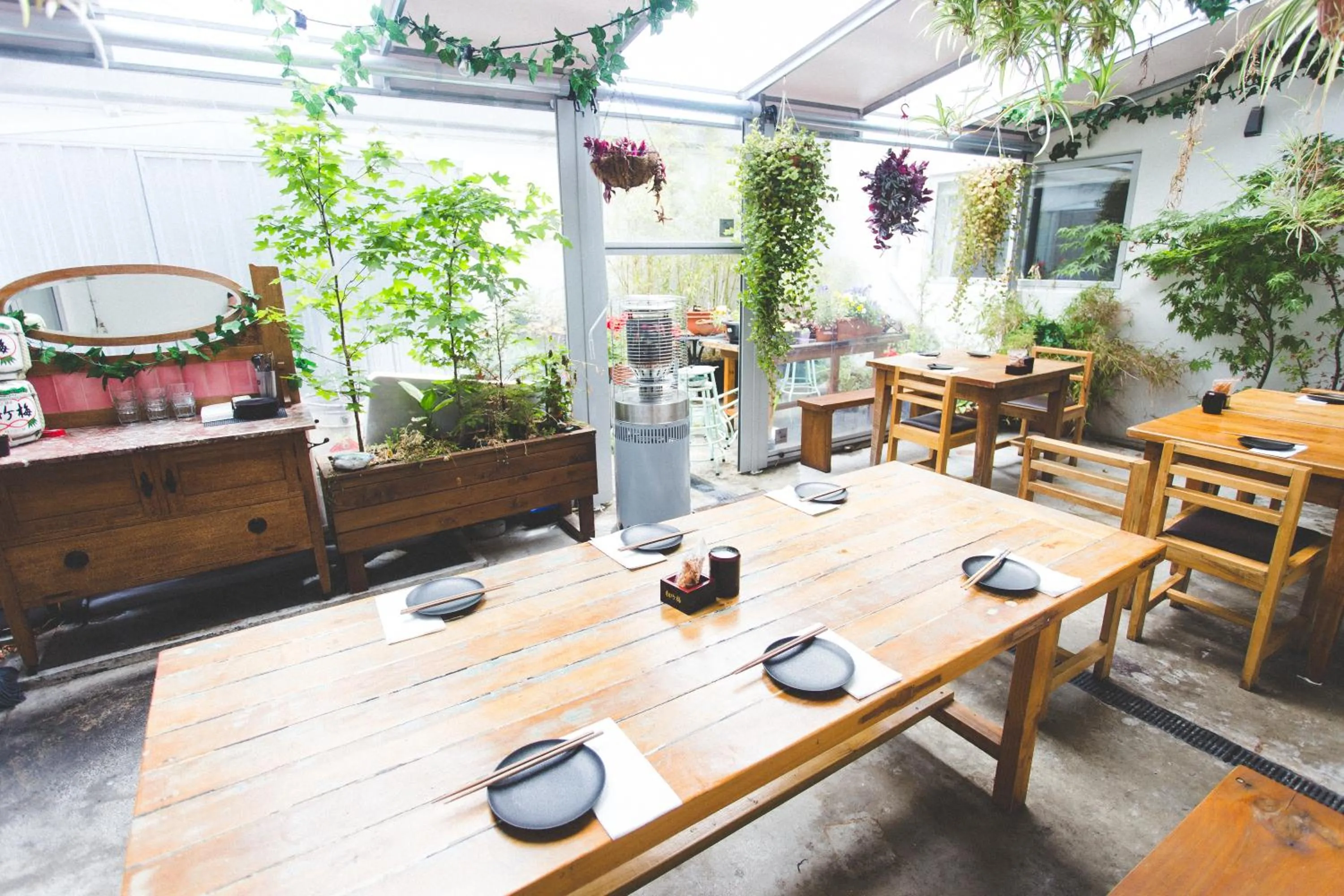 Restaurant/places to eat in Colombo Lodge Hotel