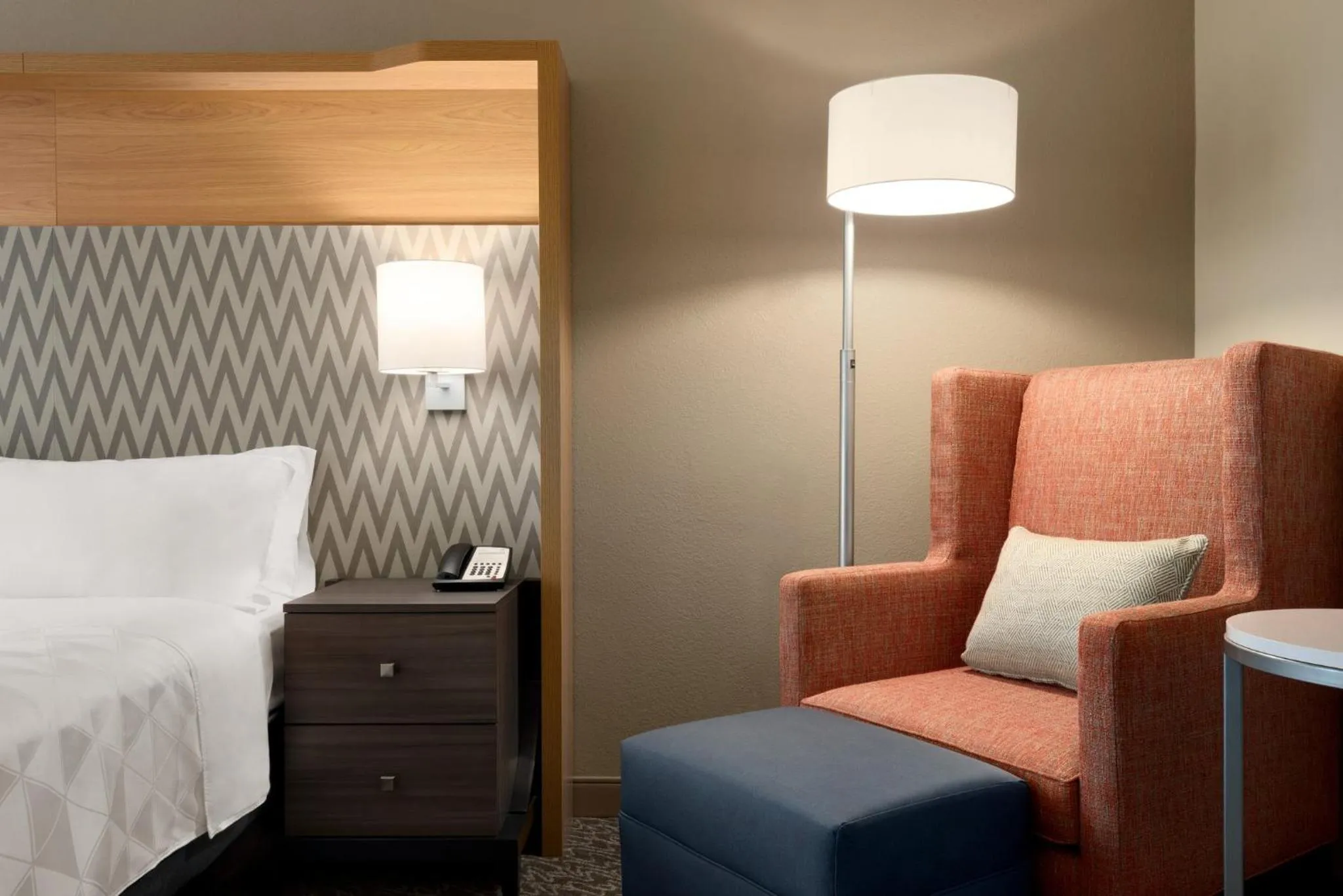 Photo of the whole room, Bed in Holiday Inn Hotel & Suites Council Bluffs by IHG