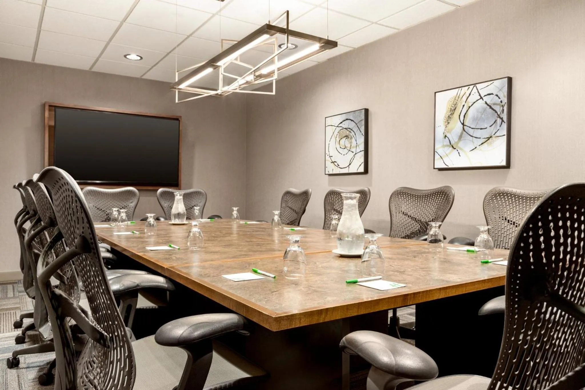 Meeting/conference room in Holiday Inn Hotel & Suites Council Bluffs by IHG