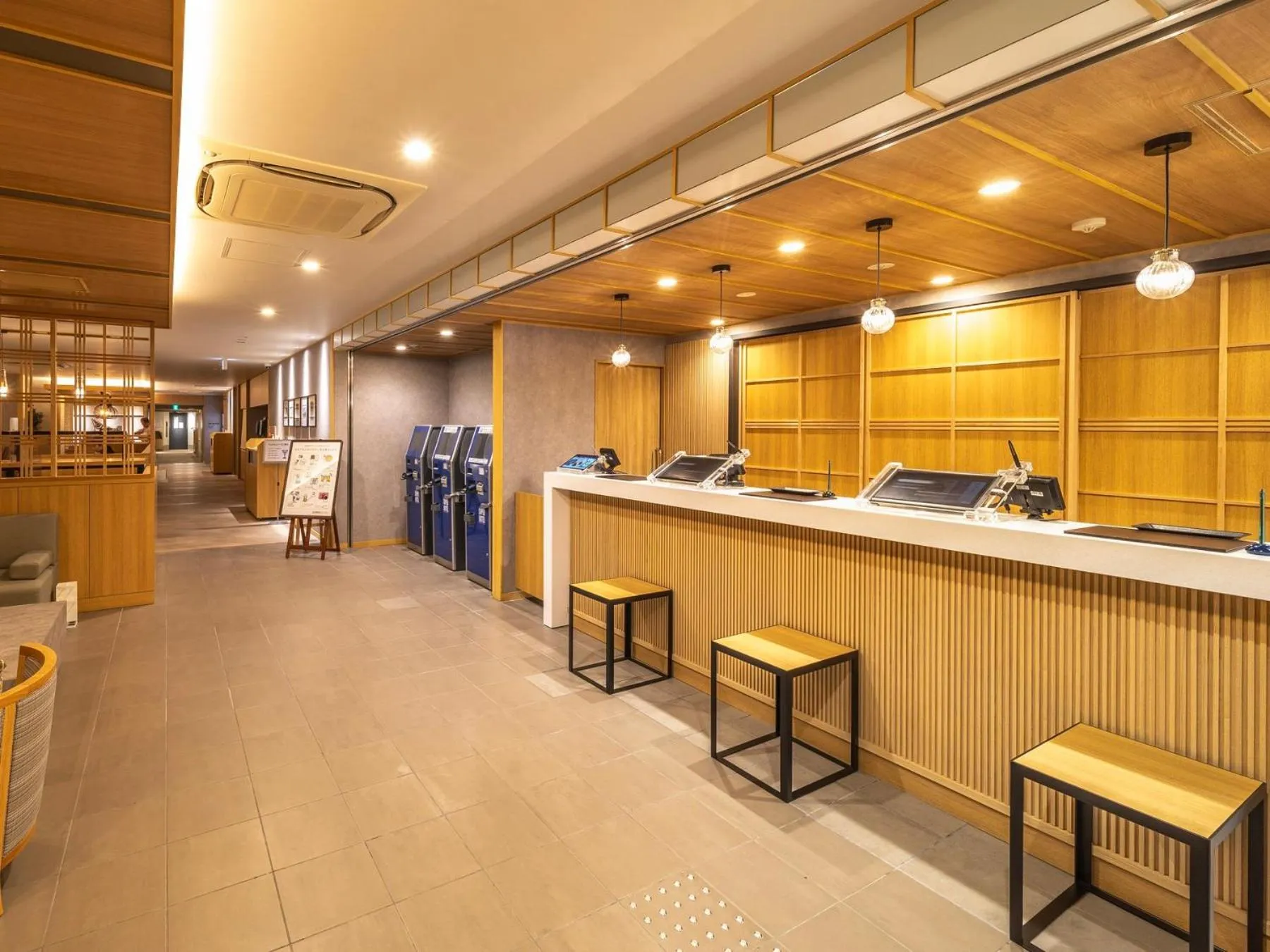 Lobby or reception in Super Hotel Yamaguchi Yuda Onsen