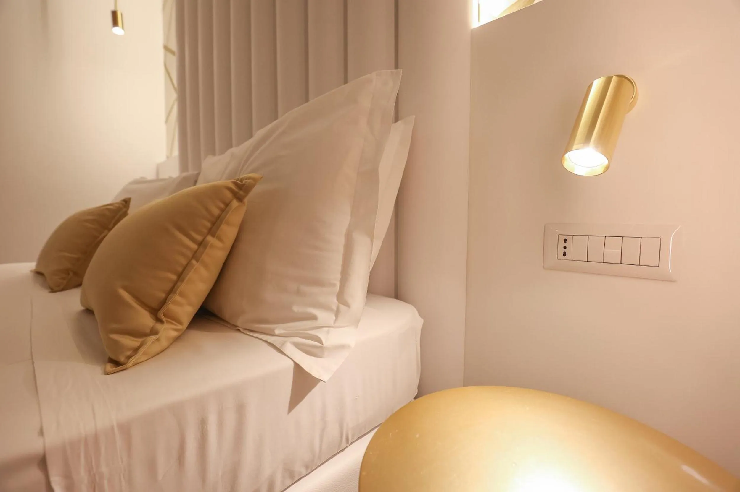 Bed in Hotel Cenisio