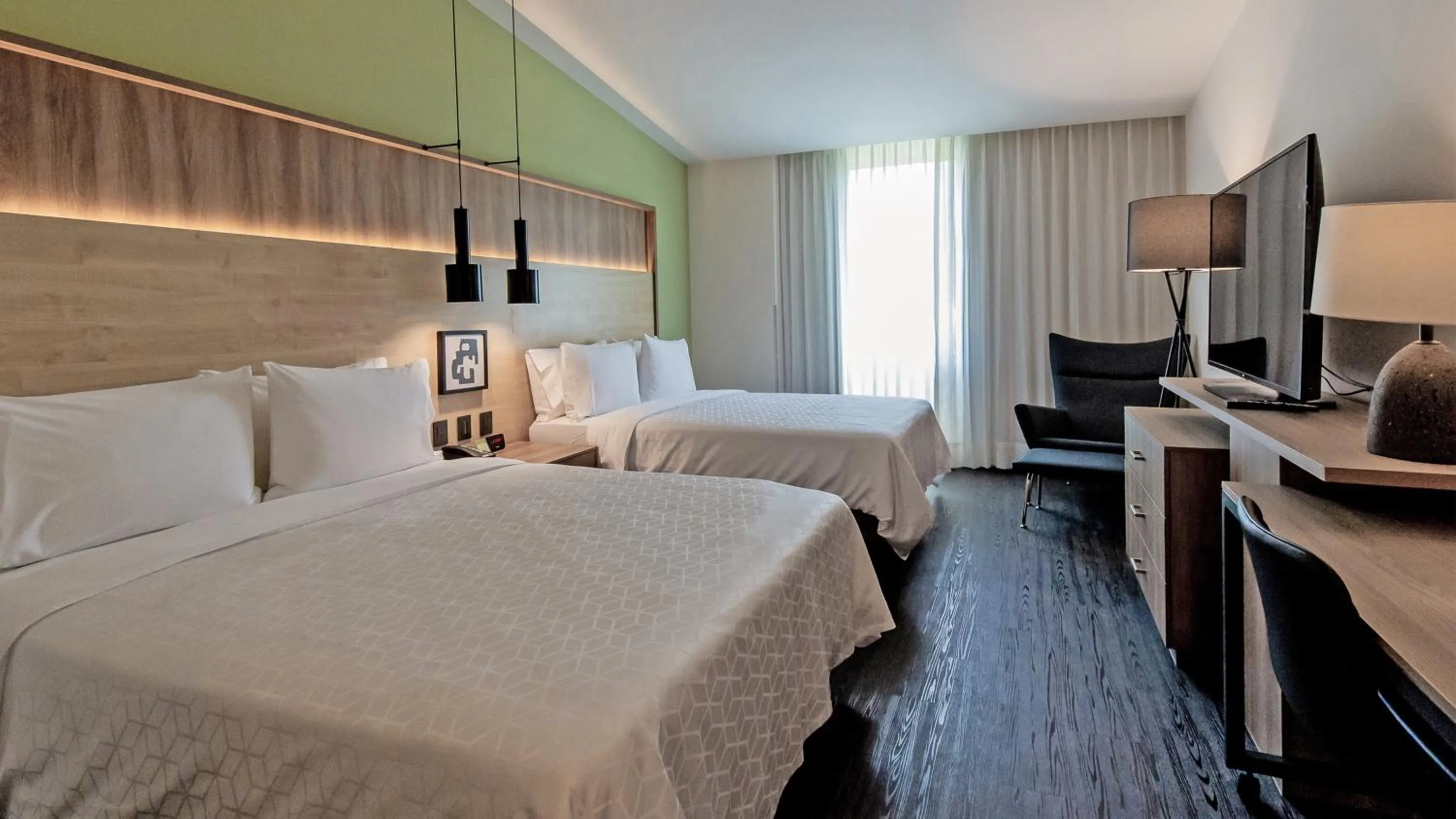 Photo of the whole room, Bed in Holiday Inn San Luis Potosi-Quijote by IHG