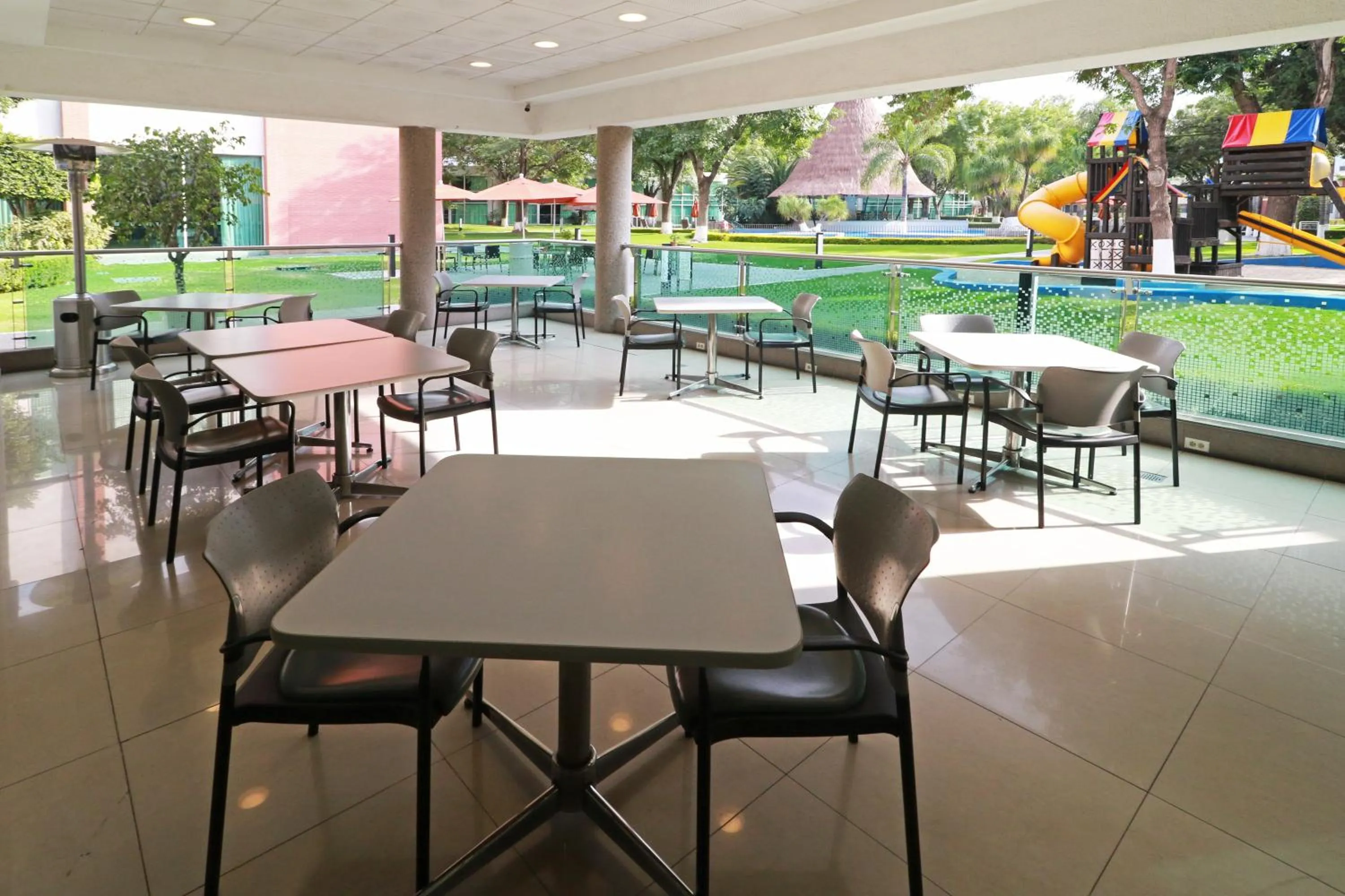 Restaurant/places to eat in Holiday Inn San Luis Potosi-Quijote by IHG