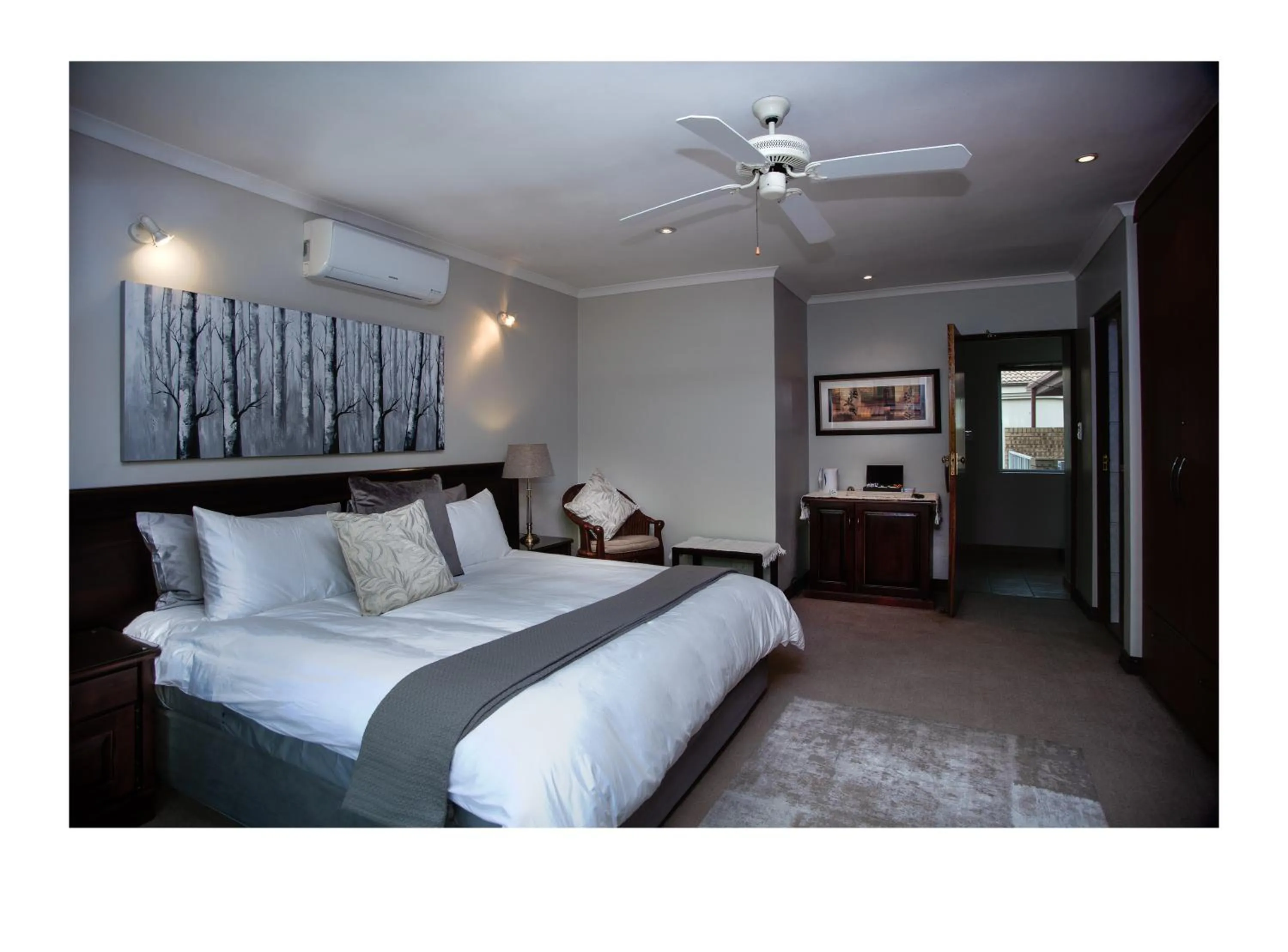 Bed in The Monte Carlo