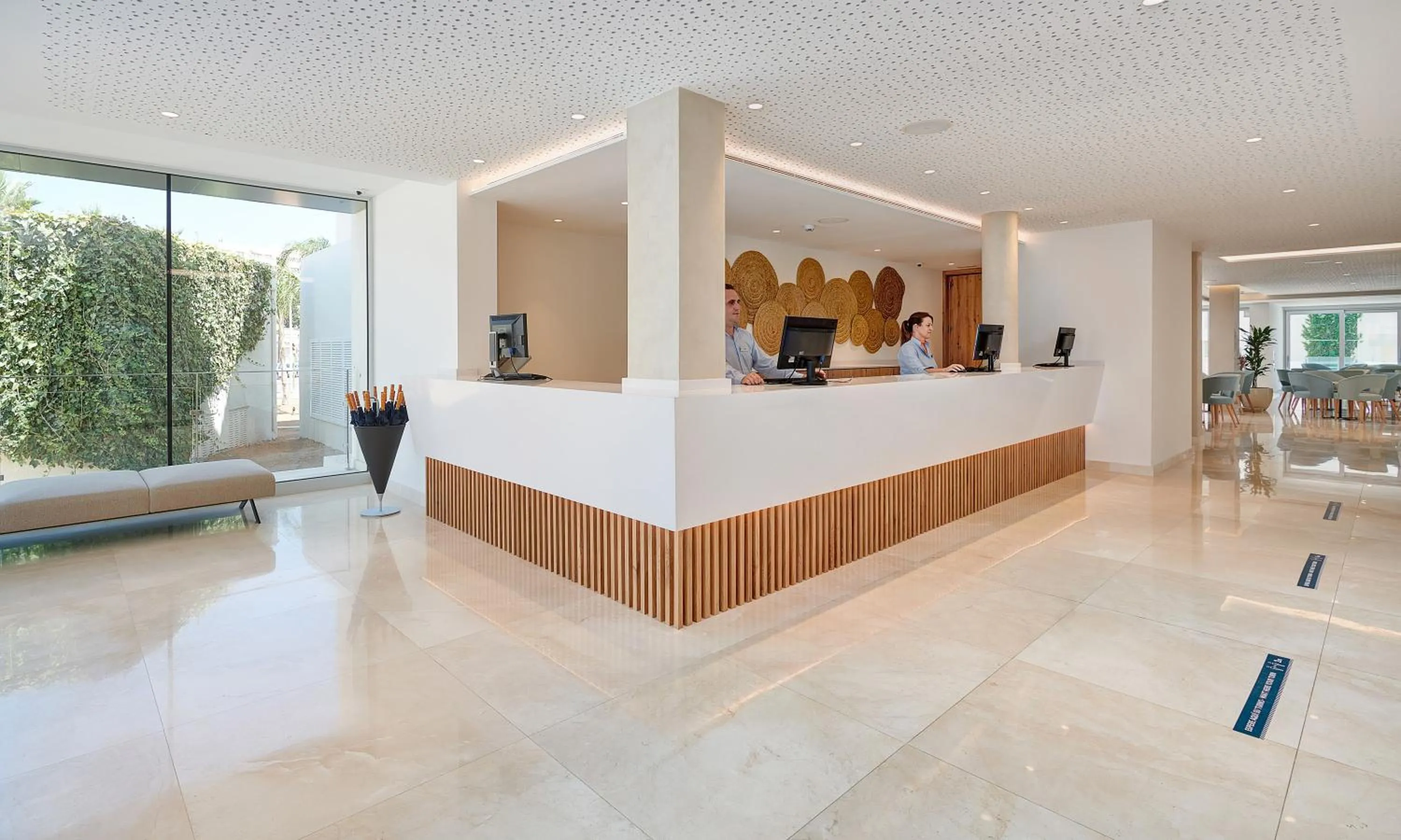 Staff in Hipotels Mediterraneo Club