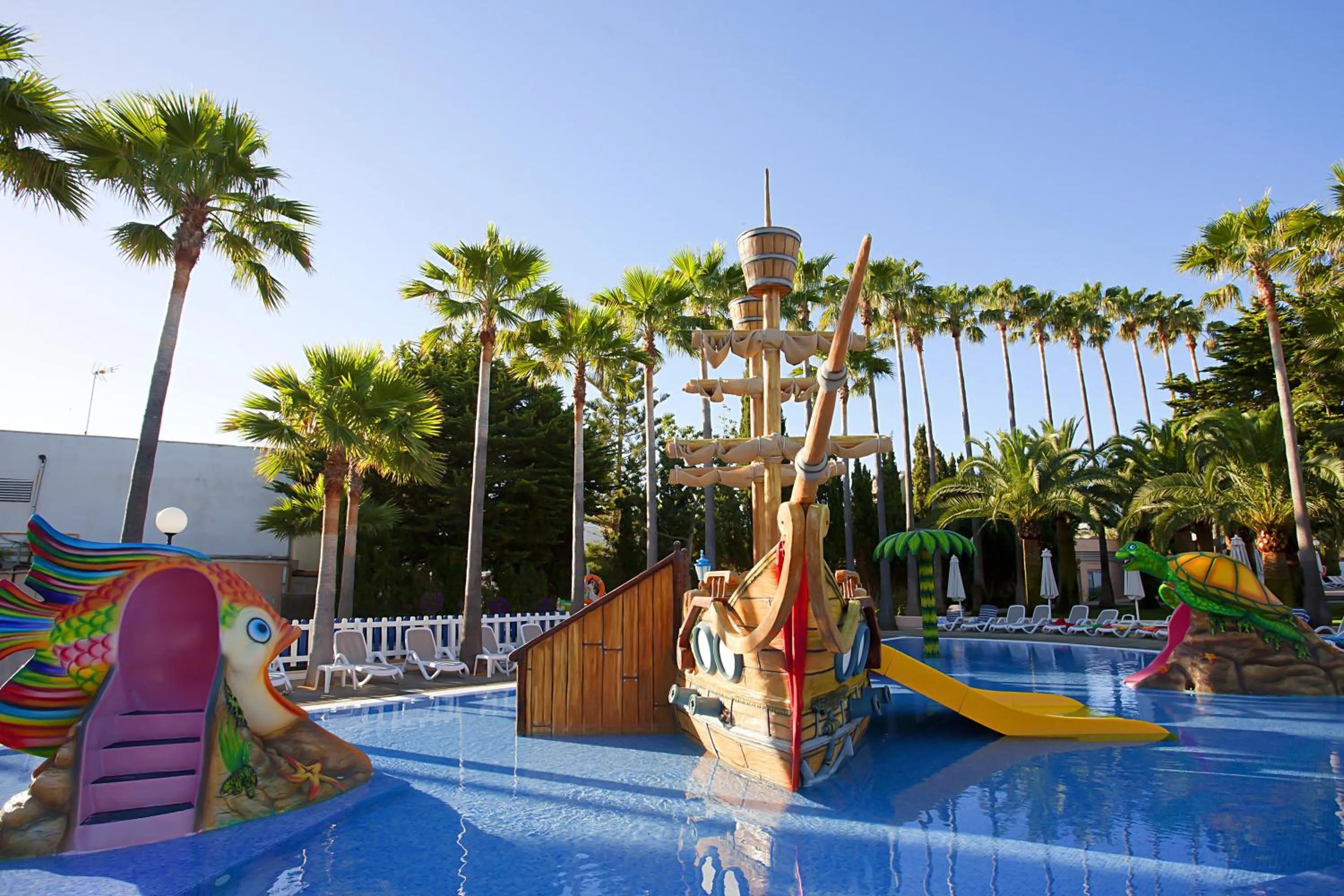 Children play ground in Hipotels Mediterraneo Club
