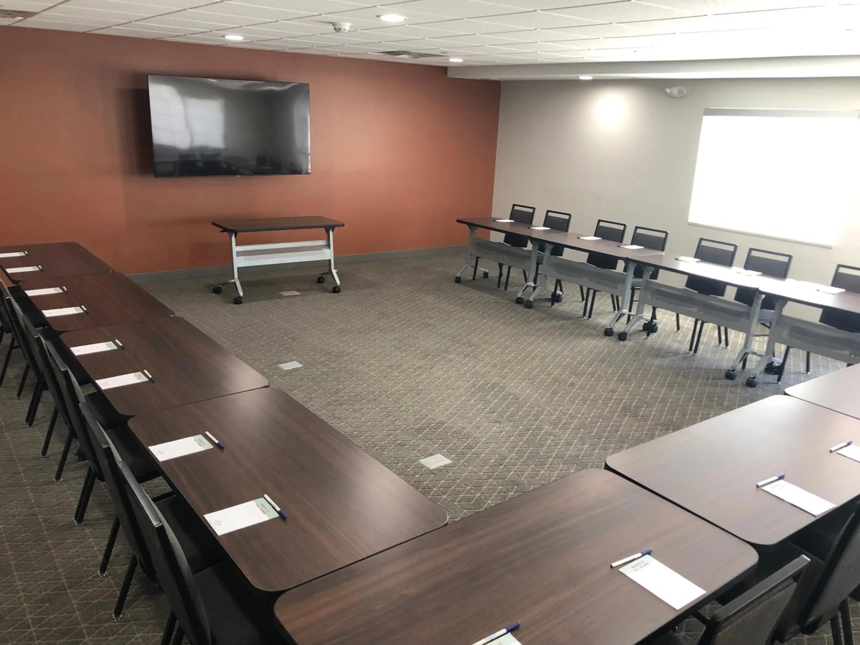 Meeting/conference room in Candlewood Suites Fort Wayne - NW by IHG