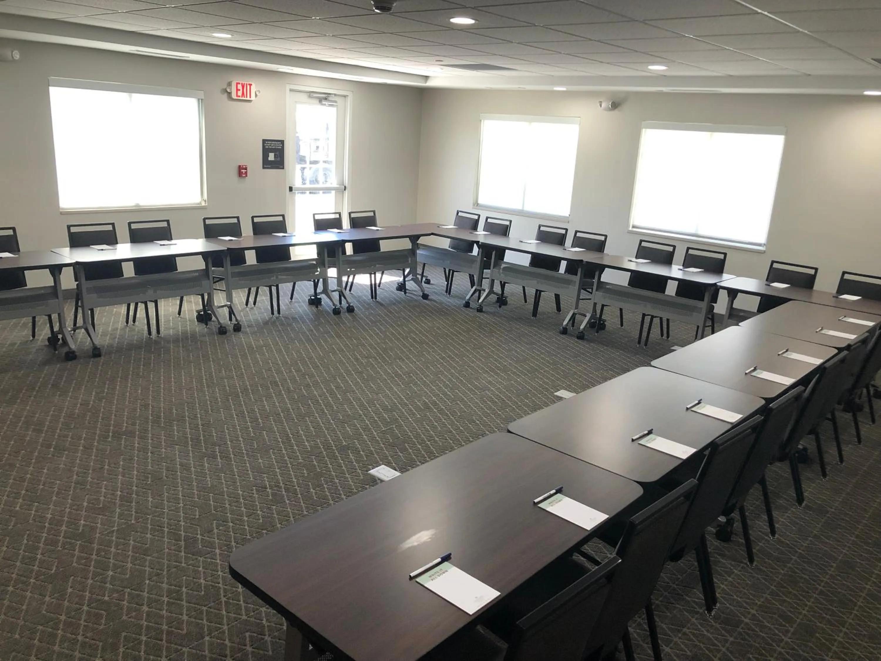 Meeting/conference room in Candlewood Suites Fort Wayne - NW by IHG