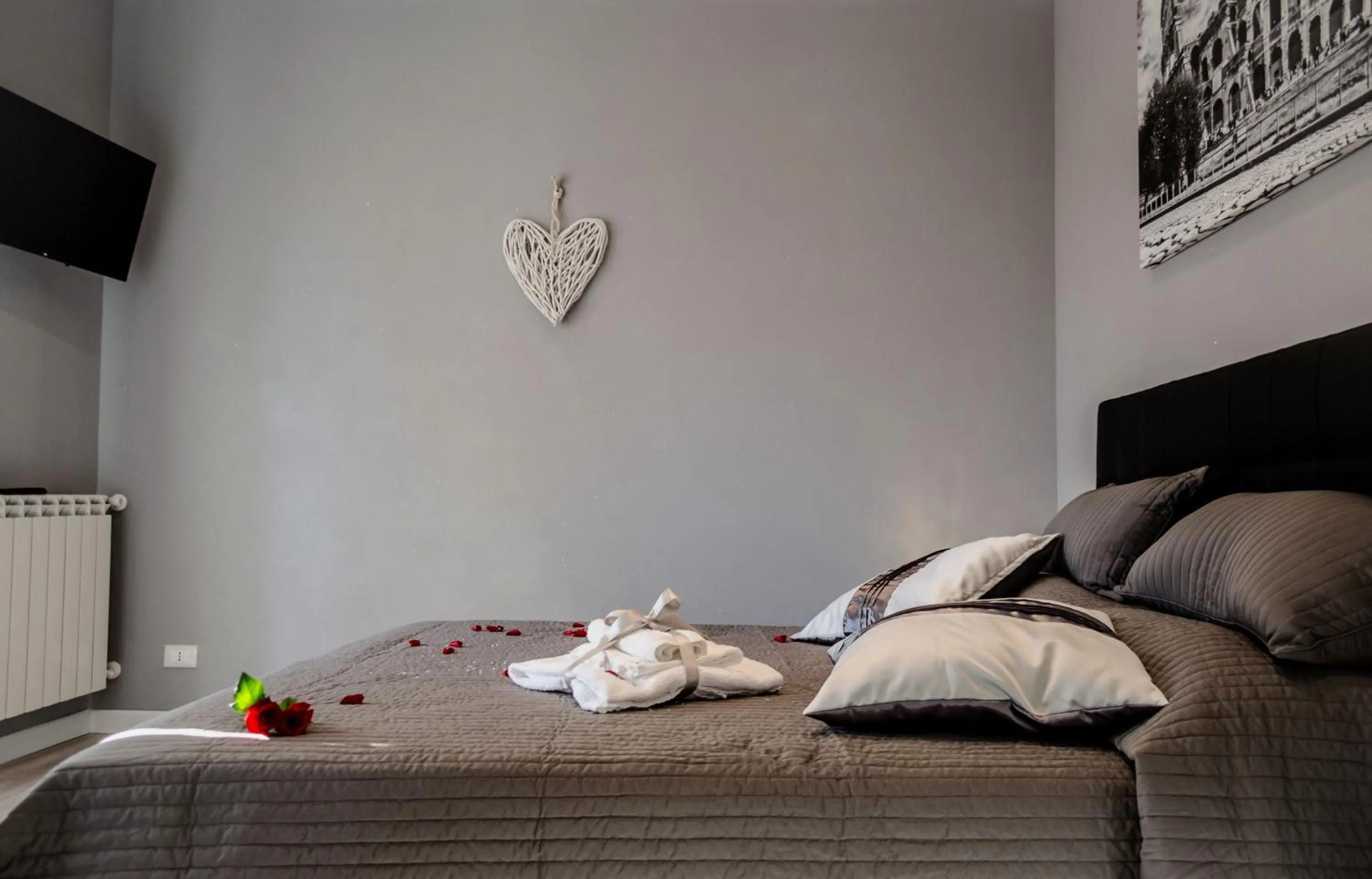 Bedroom, Bed in Villa Erasi