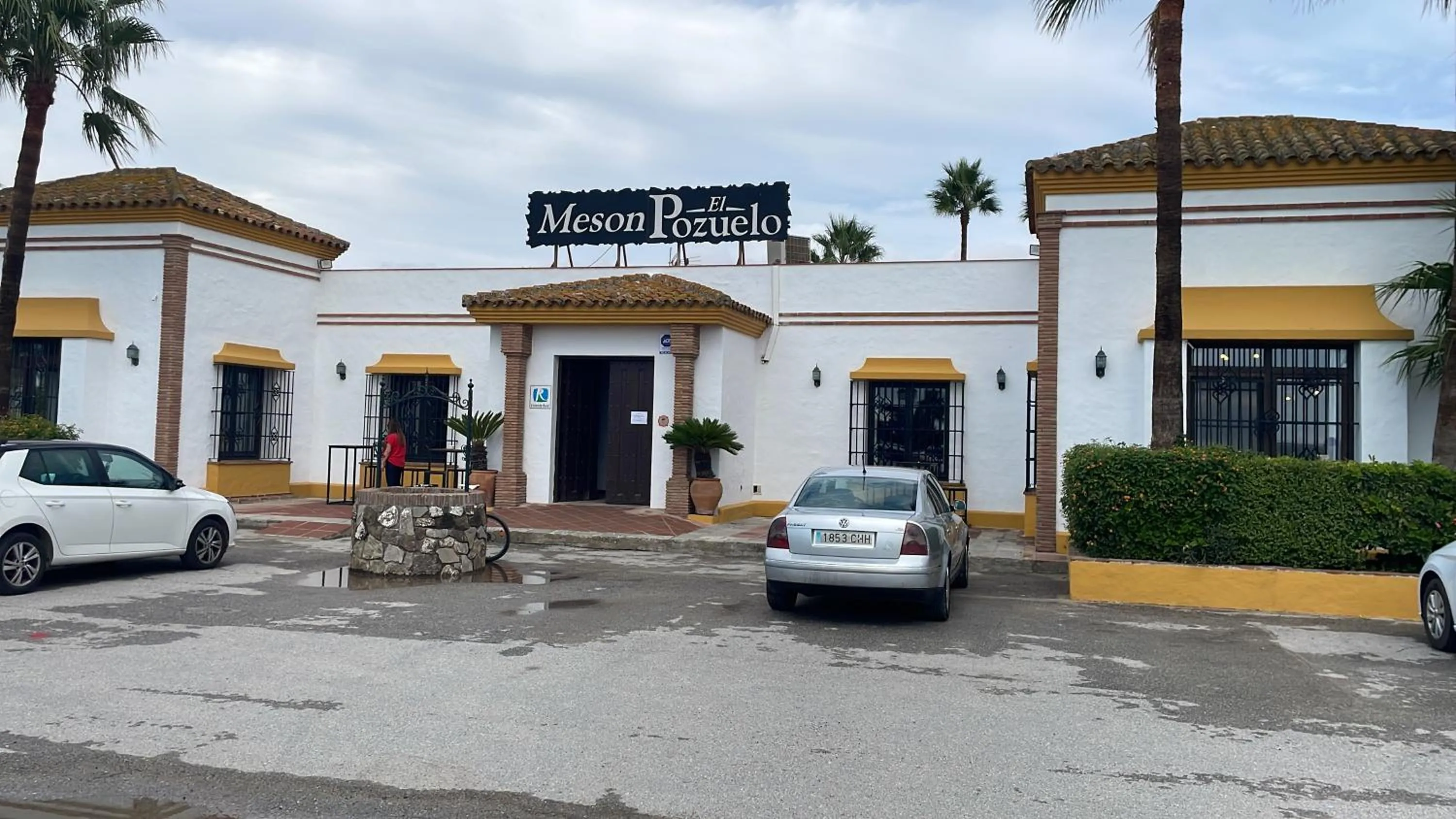 Restaurant/places to eat in Alojamiento Mesón el Pozuelo