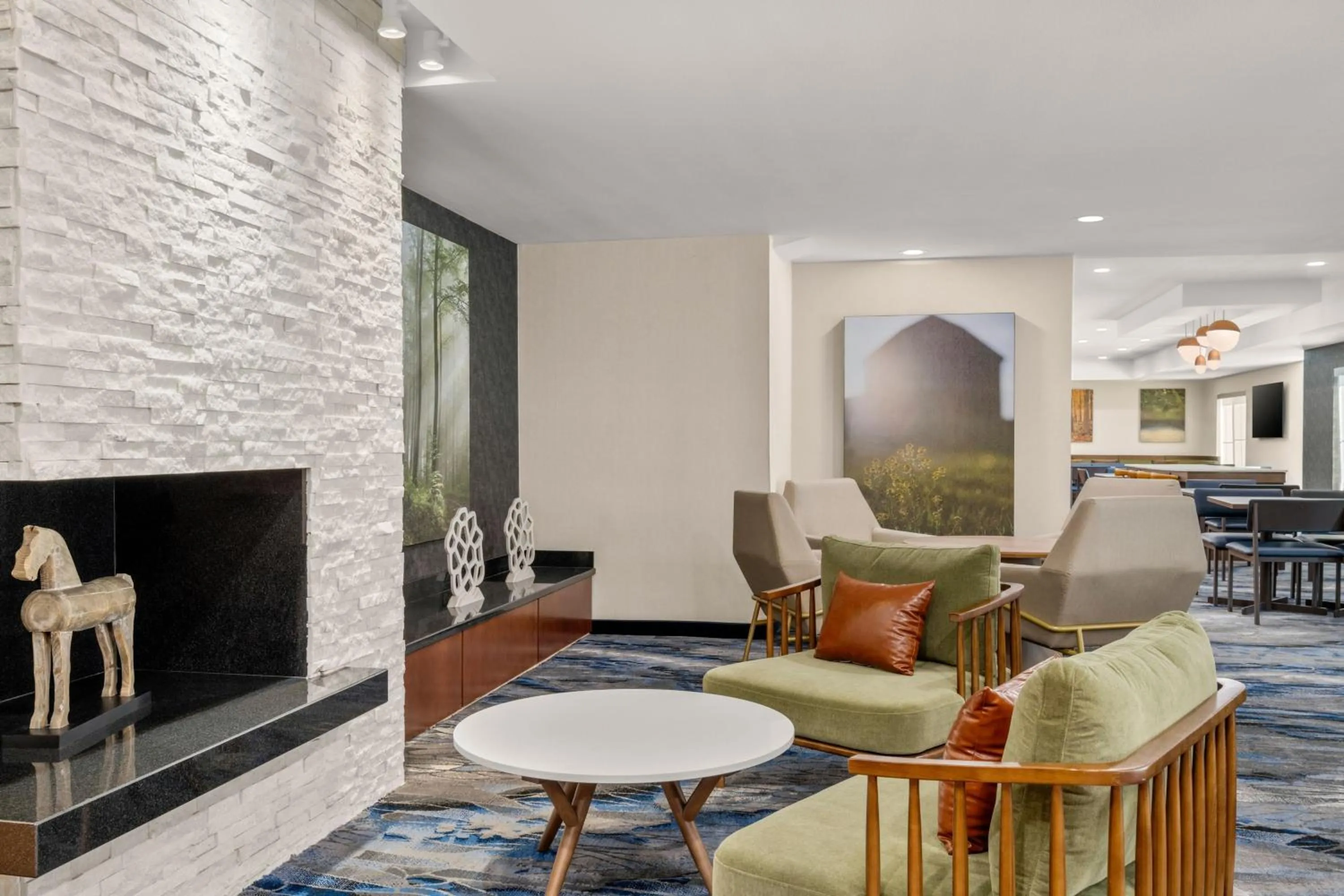 Lobby or reception in Fairfield Inn & Suites Naperville/Aurora