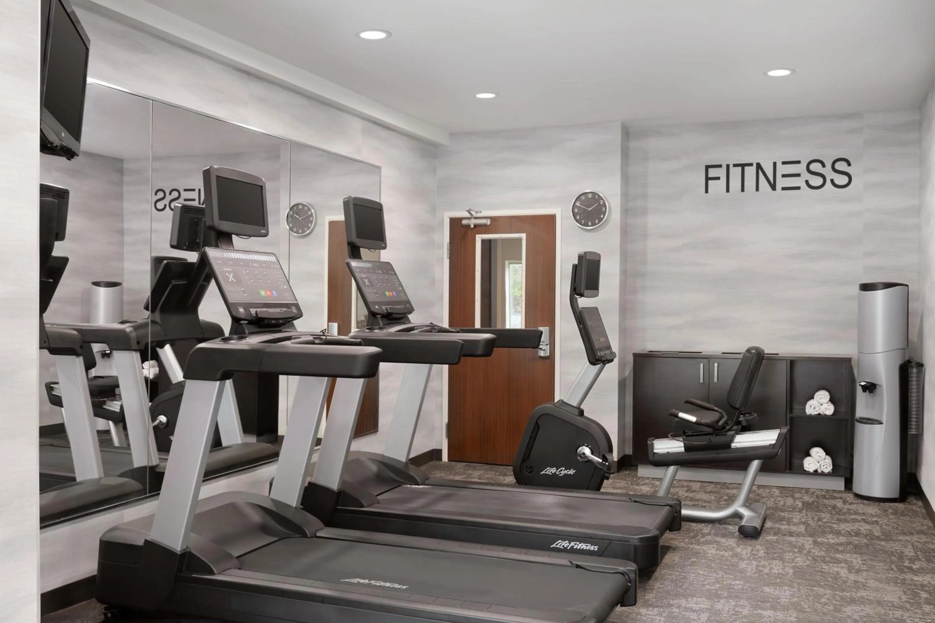 Fitness centre/facilities in Fairfield Inn & Suites Naperville/Aurora