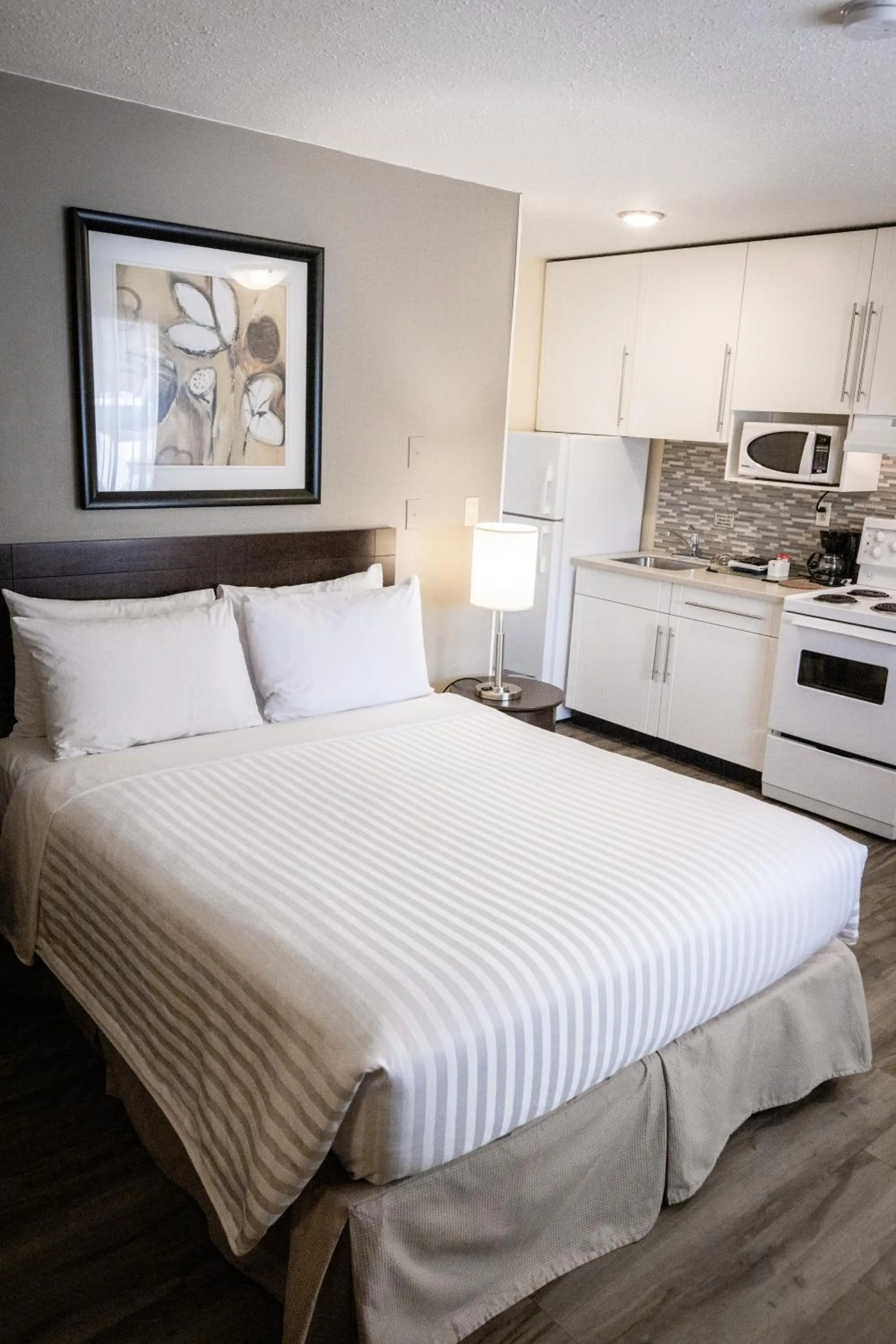 Bed in Siesta Suites