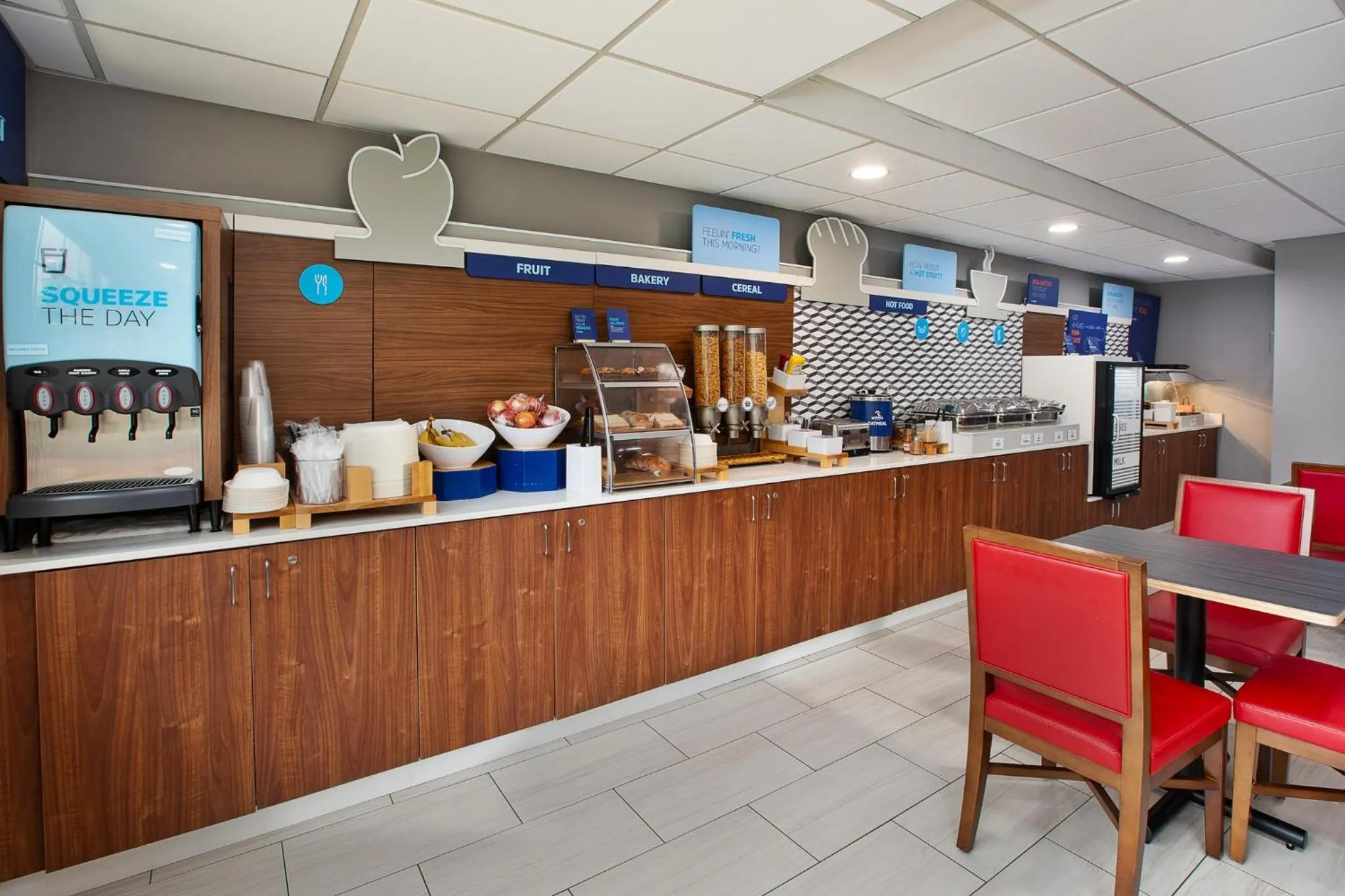 Breakfast in Holiday Inn Express Hotel & Suites Delaware-Columbus Area by IHG