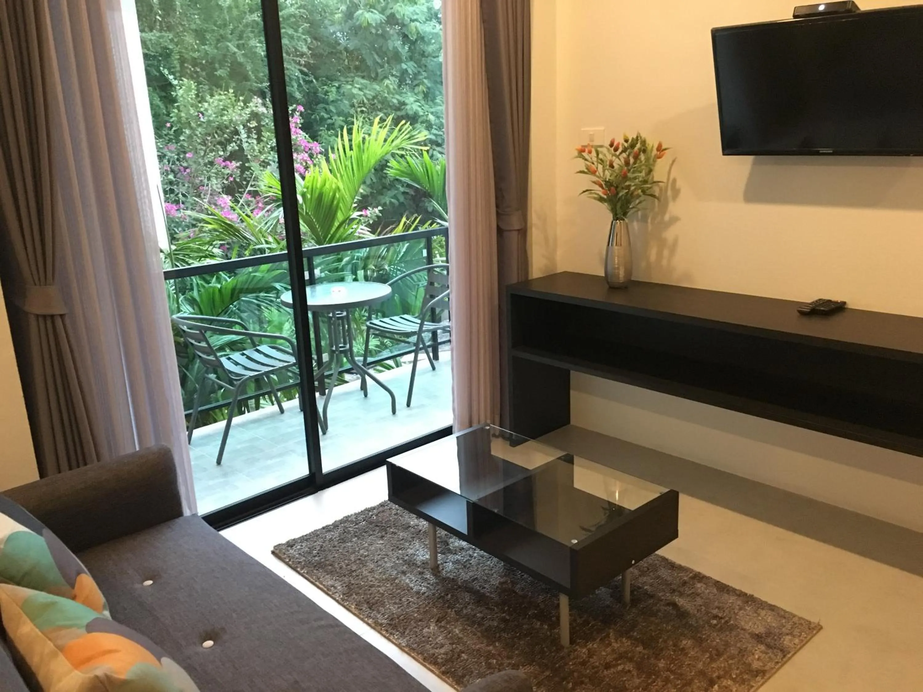 Living room in Tandeaw View