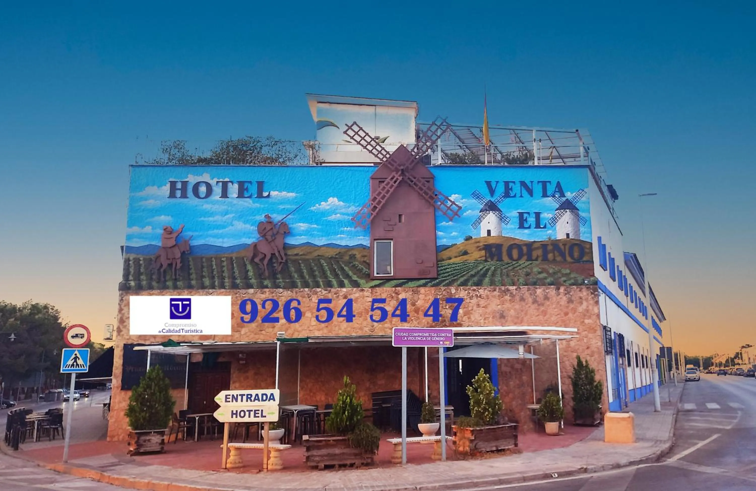 Facade/entrance in Hotel Venta El Molino