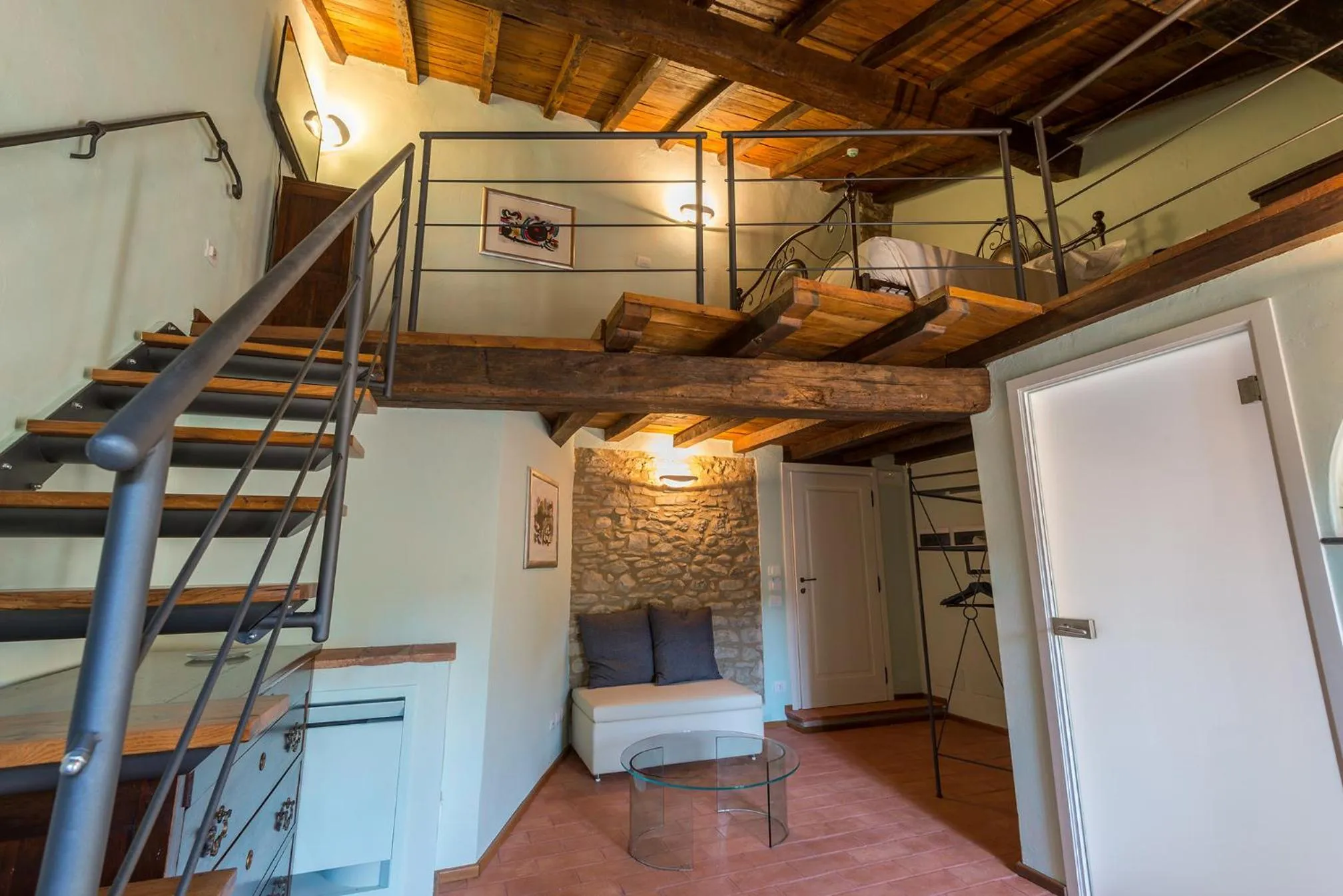 Photo of the whole room in Borgo Cadonega